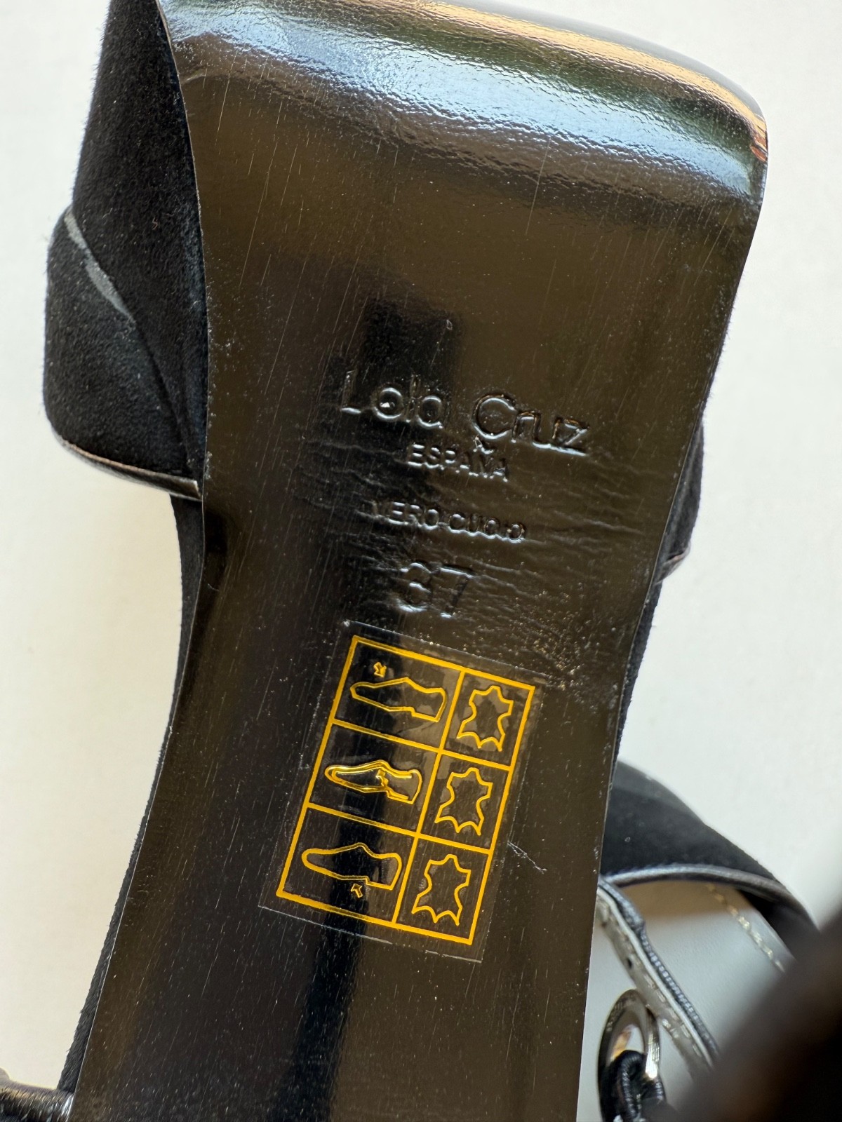 Lola Cruz España Platform High Heels Ankle Strap Black Suede Peep Toe Sz EUR 37