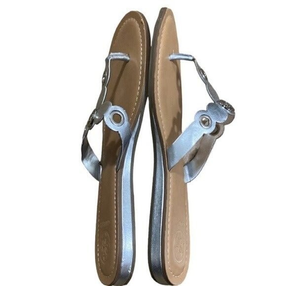 Guess Joyride sandals Scalloped Silver women 10M Beach Vacation Casual Cruise