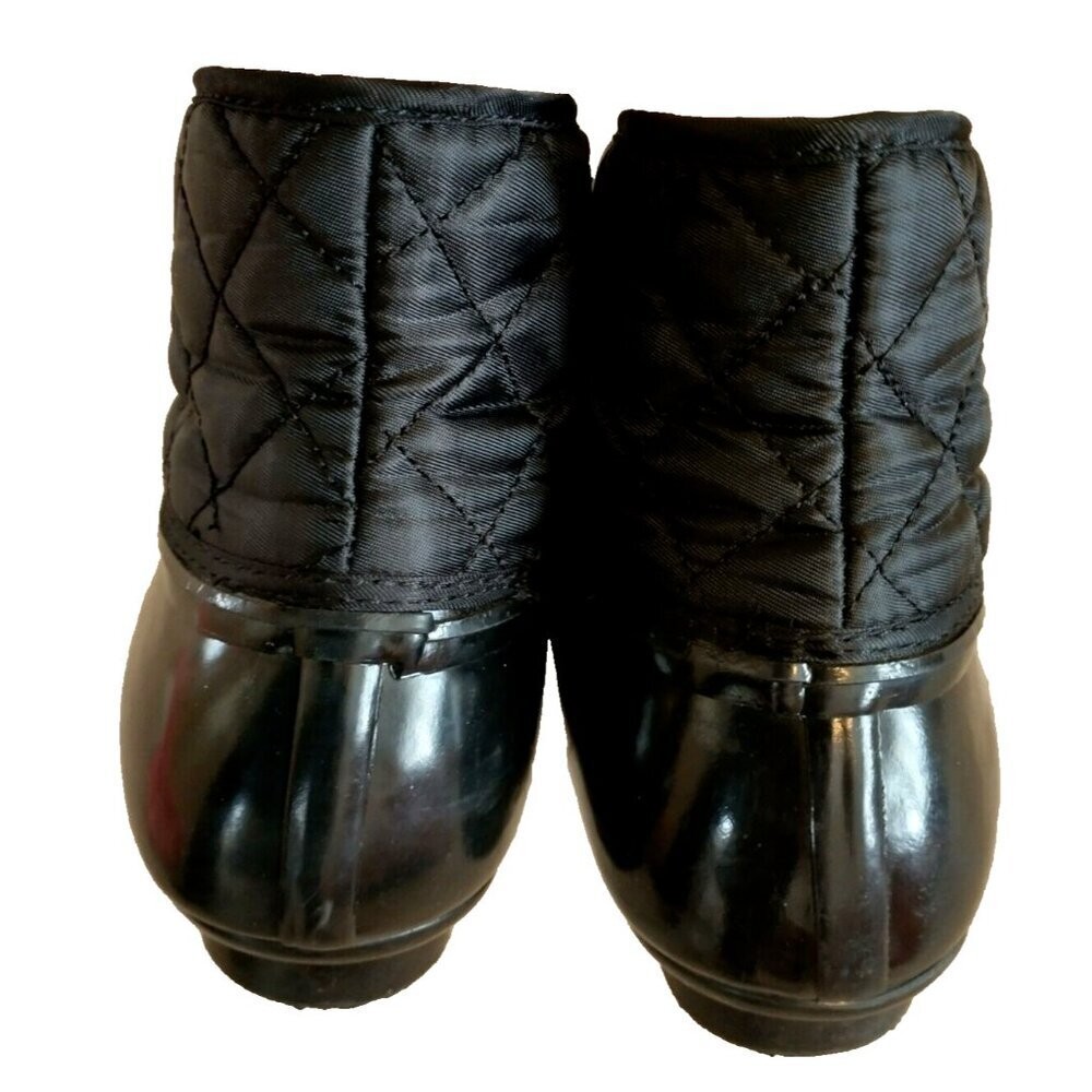Skechers Pond-Lil Women’s Quilted Lace Up Waterproof Lined Boots Black – Size 10