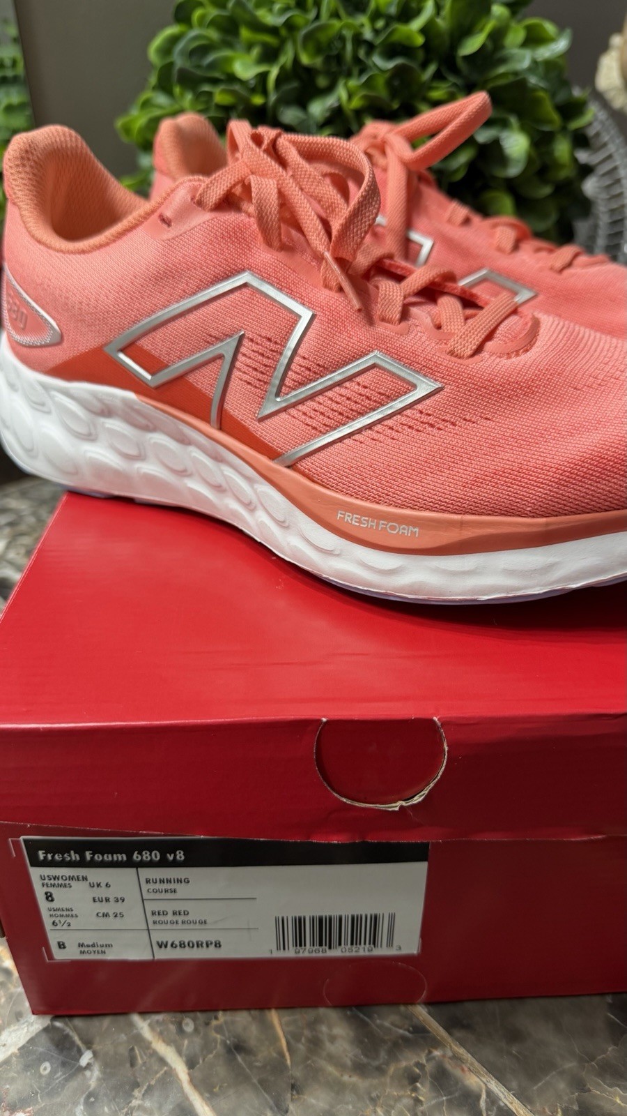New Balance Fresh Foam 690 V8 Women’s Size 8