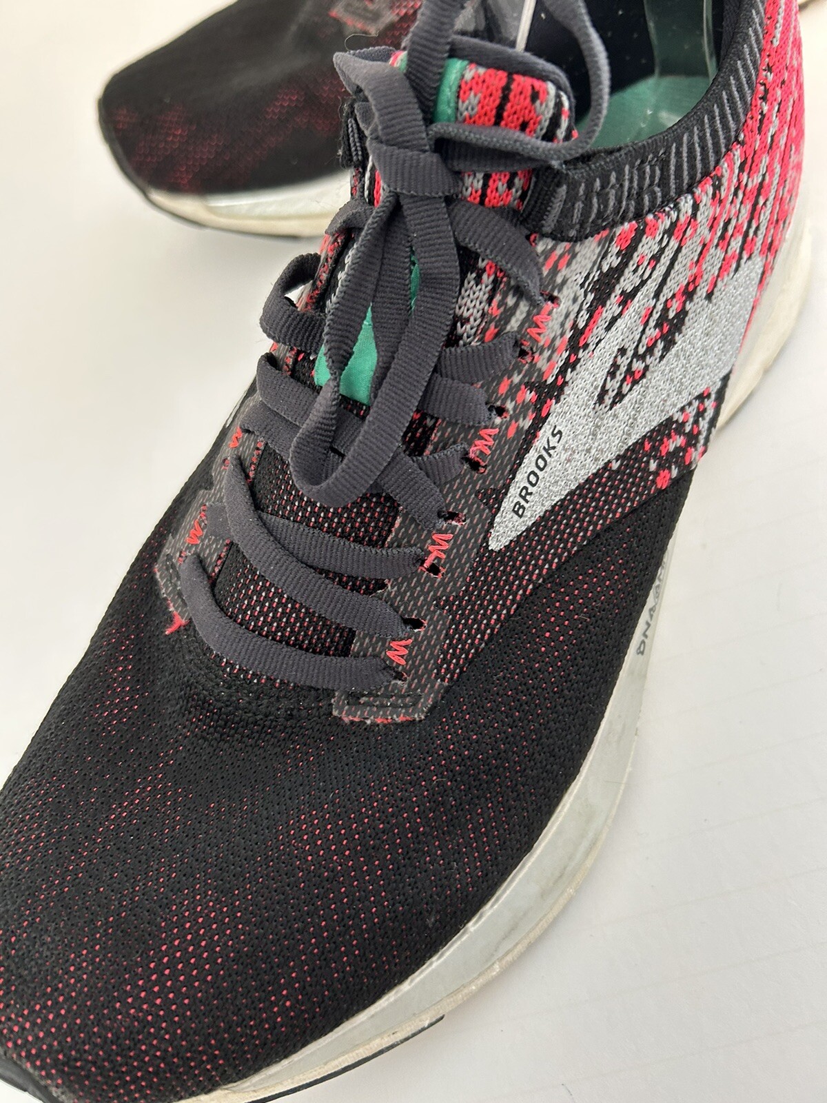 Brooks Ricochet -Womens 10 Black/Pink 1202821B678 DNA AMP Sneaker Trainer Runner