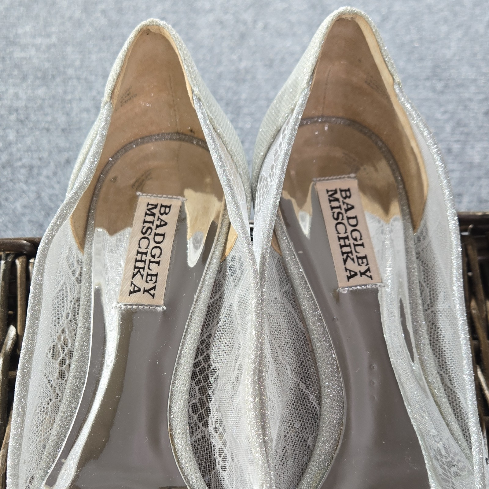 Badgley Mischka Silver Lace Embellished Crystal Rhinestone Beaded Flats Size 8.5