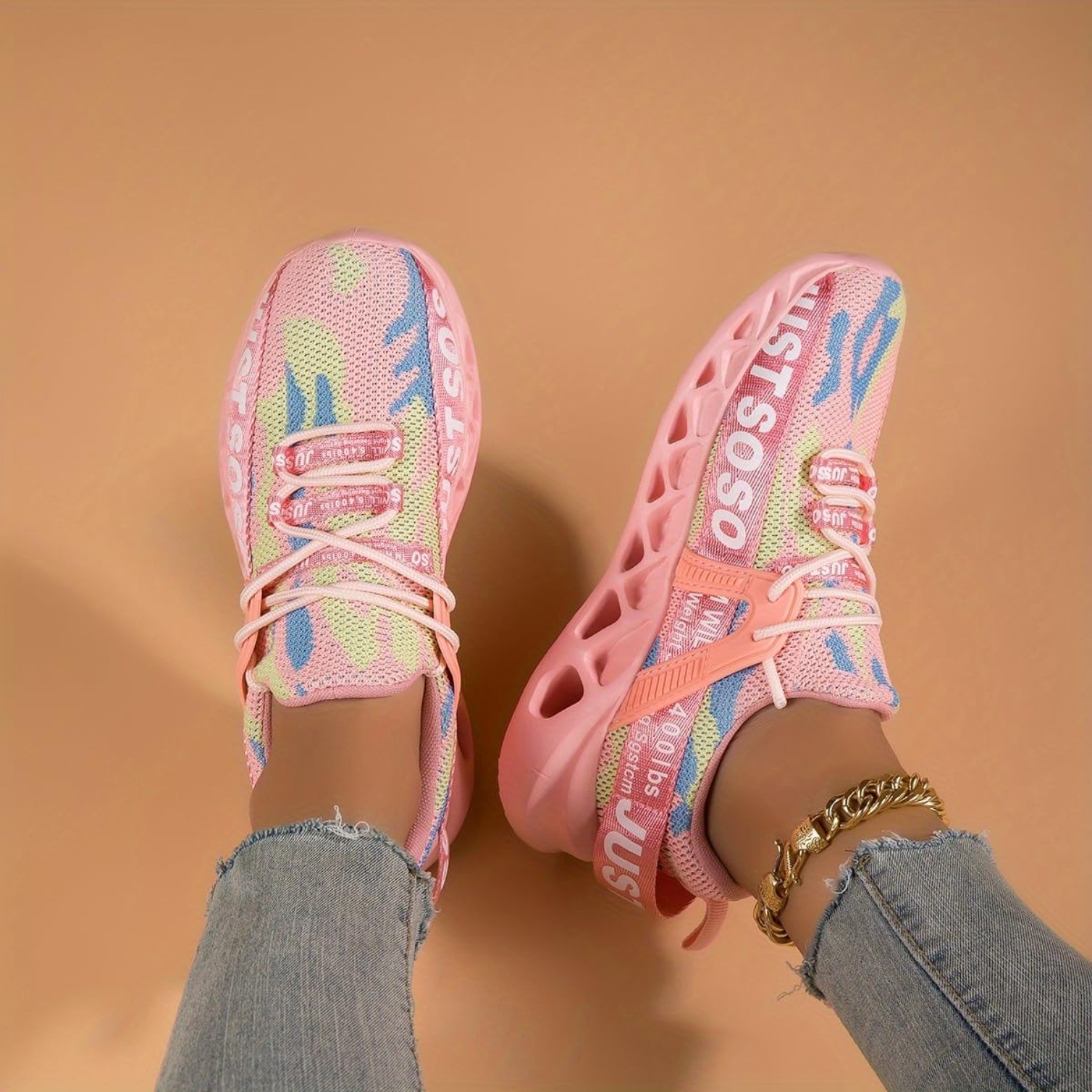Women’s Camo Running Shoes: Lightweight, Soft Sole, Breathable Mesh Sneakers