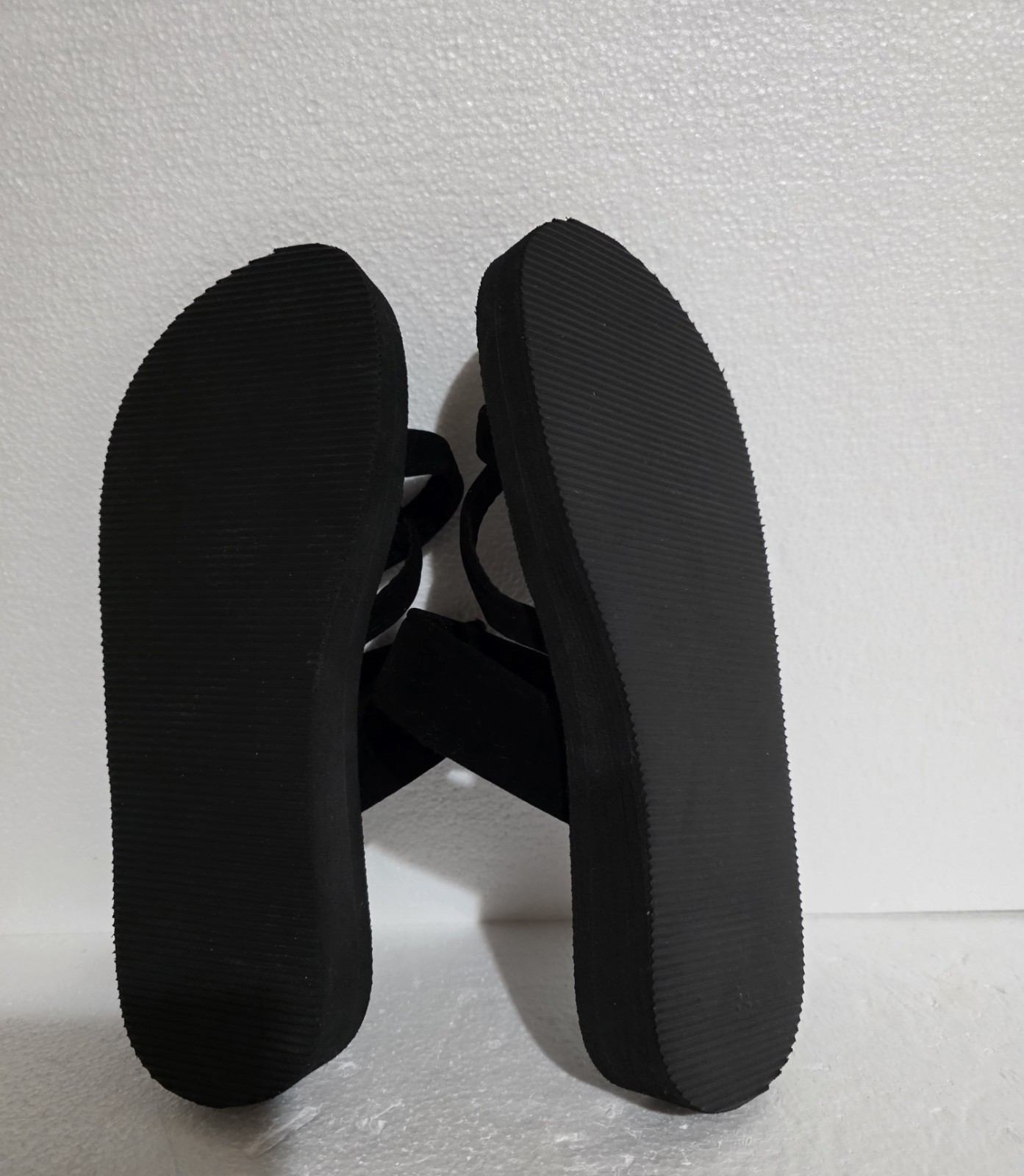 Hengde Black Velveteen Toe Strap Slides 2.5in Wedge-1.5in Women’s Size 8.5