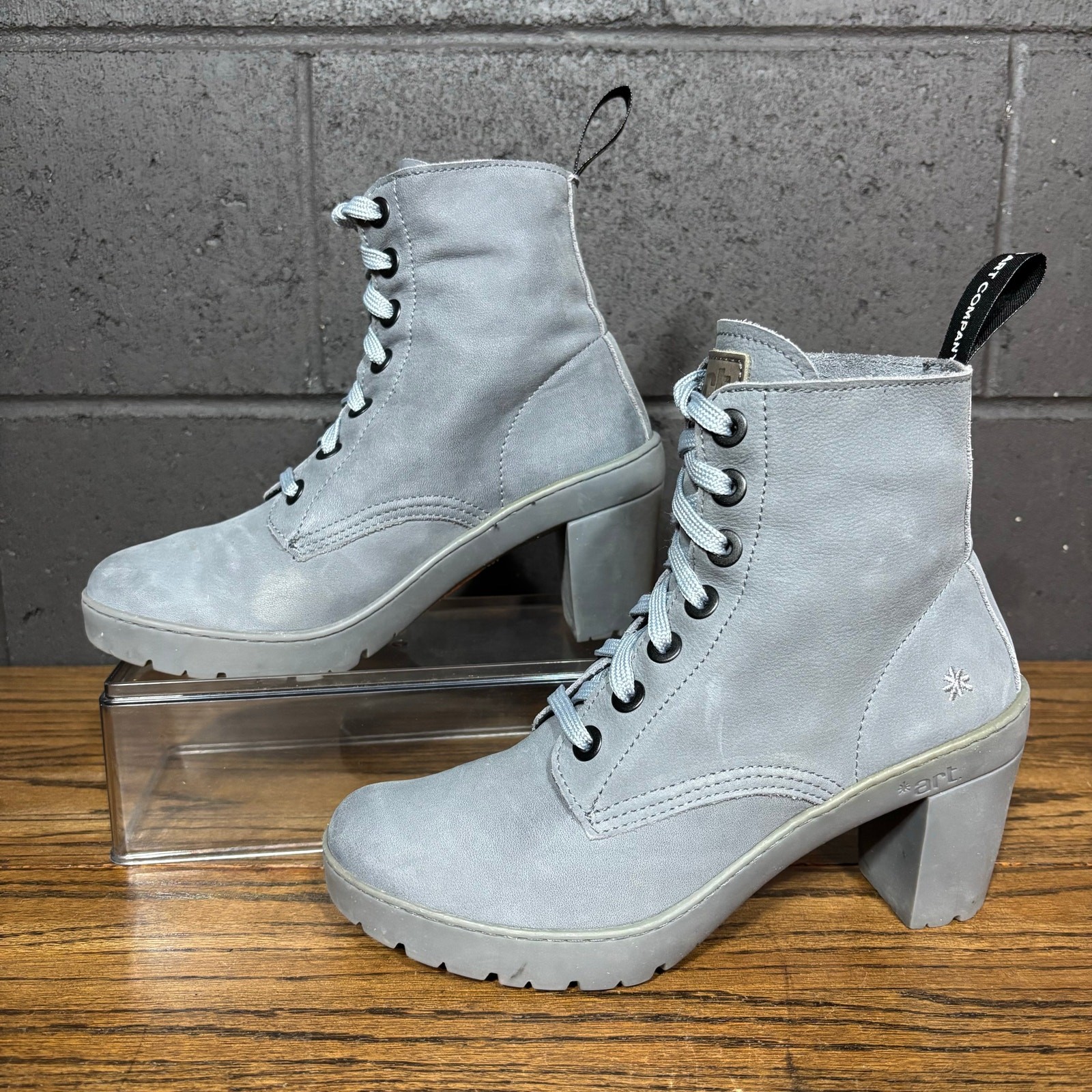 The Art Company Blue Leather Platform Heeled Ankle Boots Lace Up Size 39/8.5