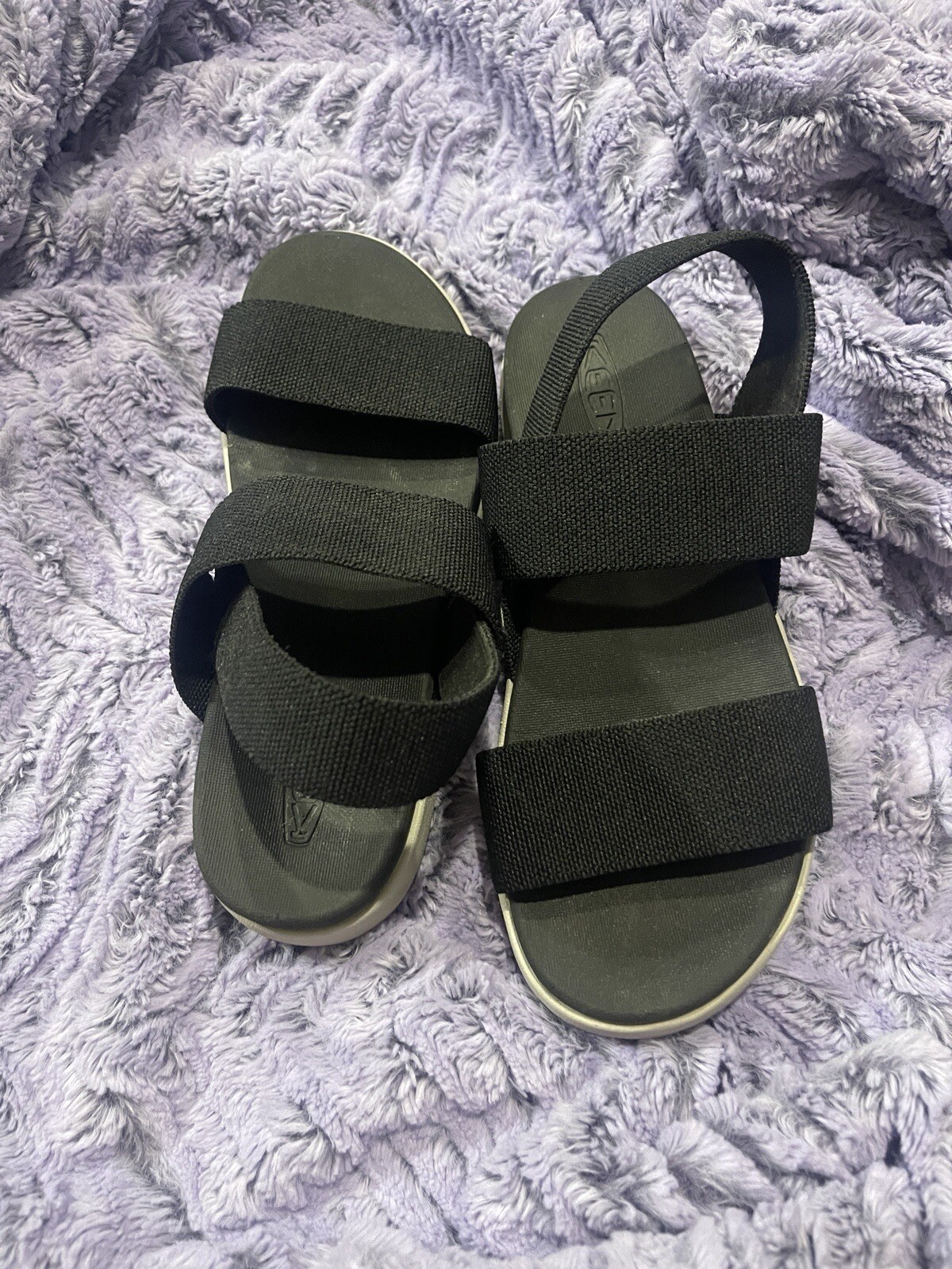 KEEN Elle Backstrap Sandals Women’s Black Travel eco-Friendly Comfort Sz 7.5