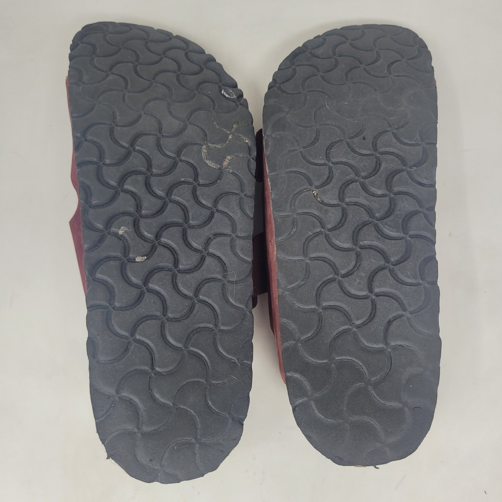 Birkenstock Arizona Sandals EU41 US10 Berry Crush Burgundy Suede Big Buckle