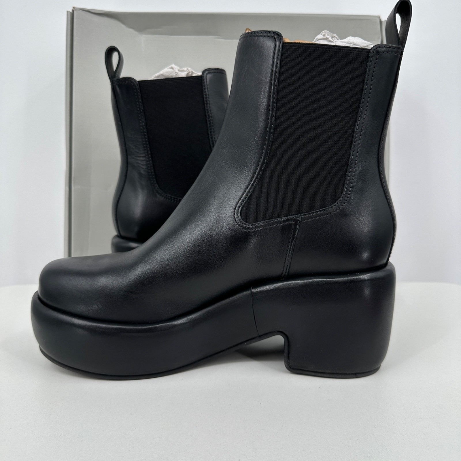Everlane The Puffa Boot in Black size 9.5 Chelsea Ankle 3.25″ Chunky Platform