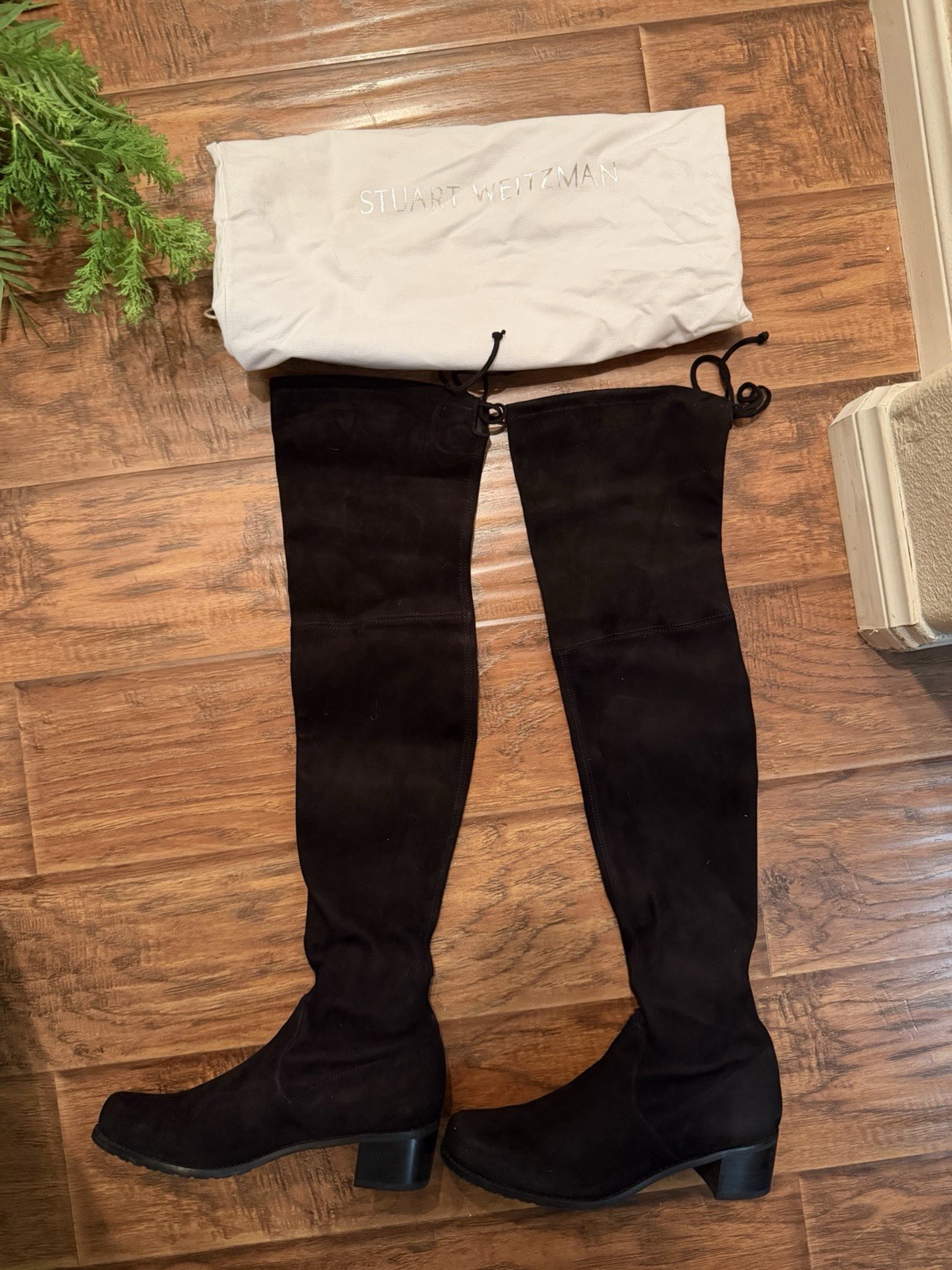 Stuart Weitzman Midland Black Over the Knee Stretch Thigh Lowland Suede Sz 8.5