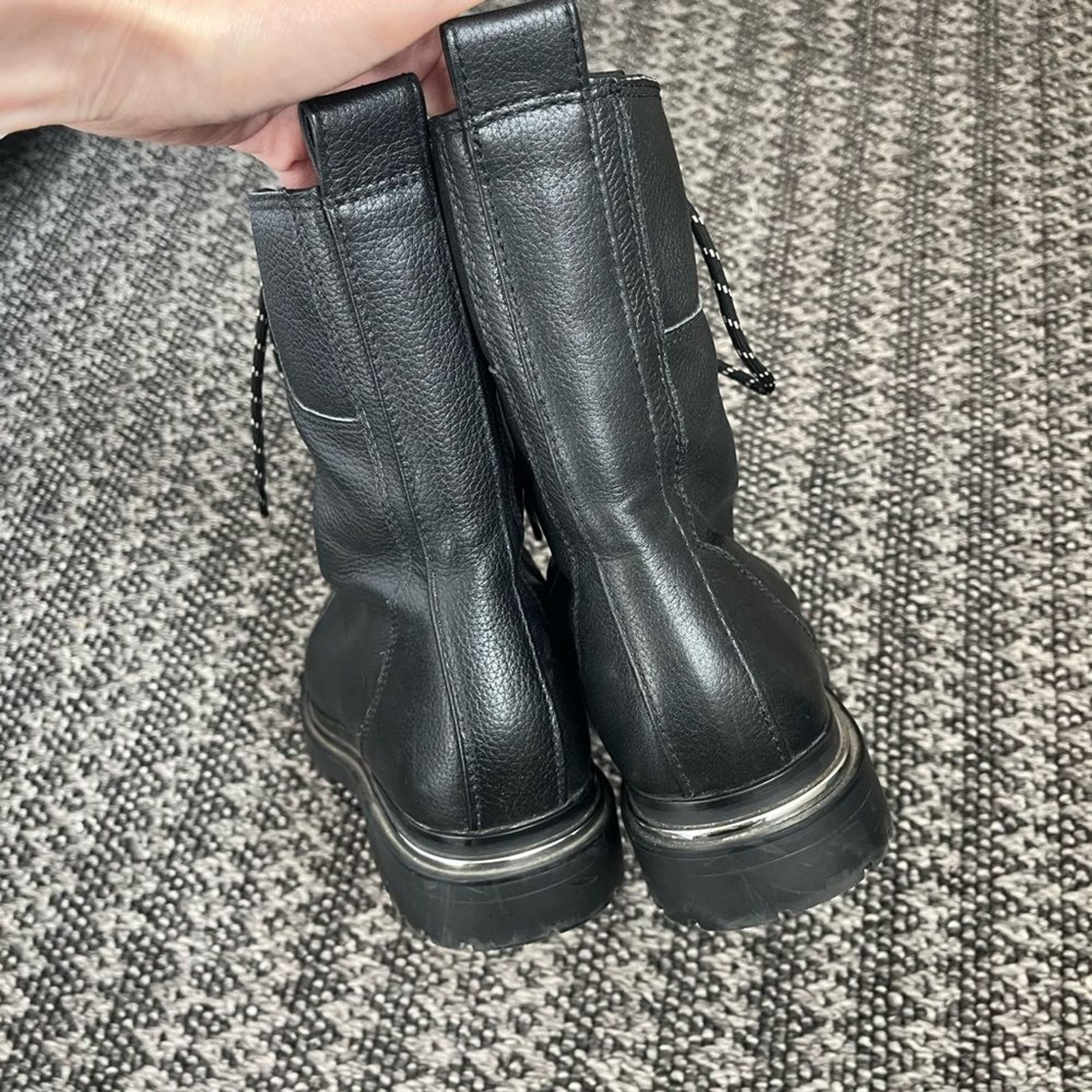 Via Spiga Women’s Black Leather Mid-Calf Tavvi Hiker Boots New Size 8.5M