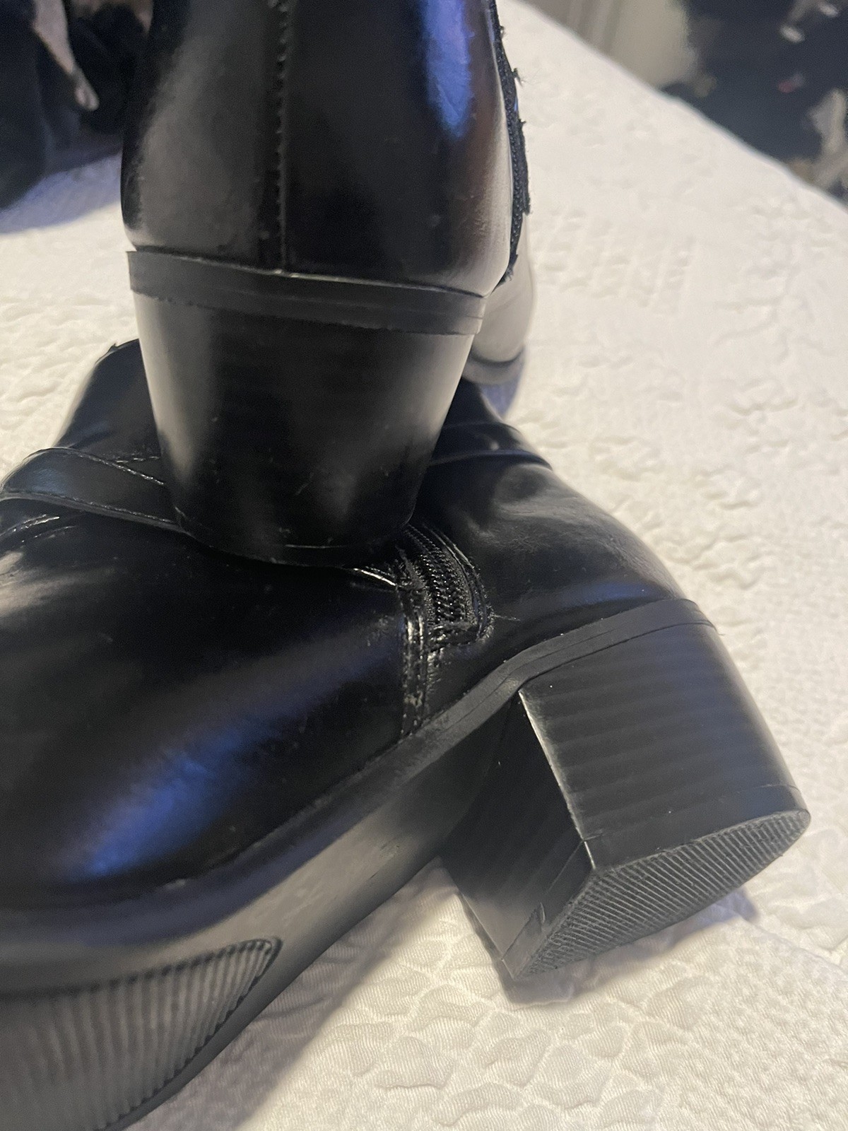 London Fog Womens Sz 7.5 Black Faux Leather Ankle Boots