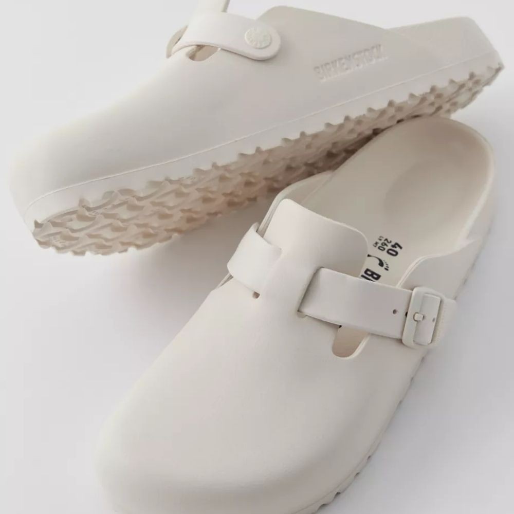 Birkenstock Women’s Adjustable Recovery Clog – Boston EVA Medium Narrow
