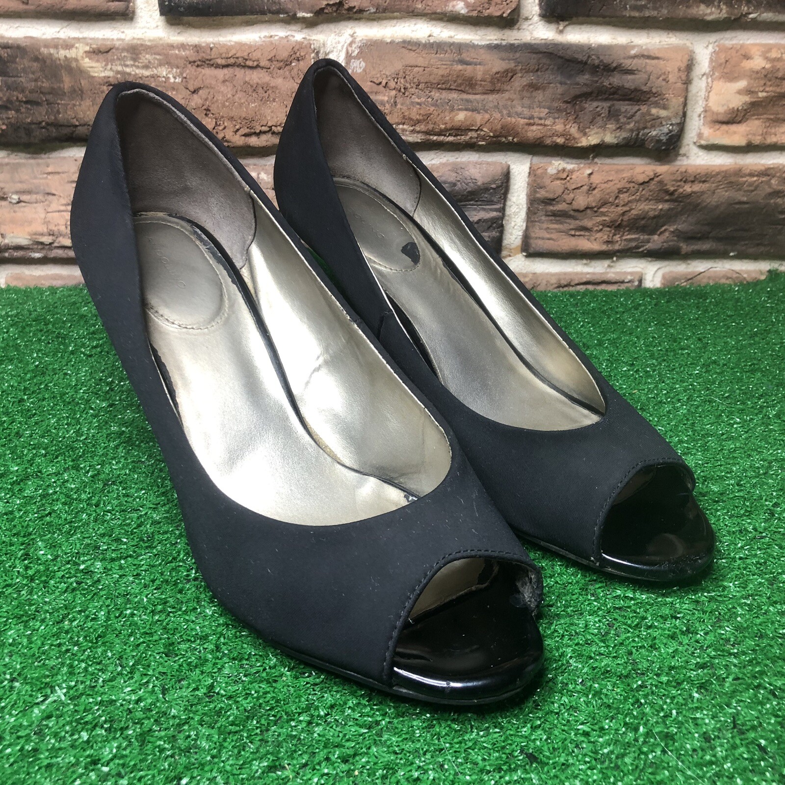 Bandolino Womens Tuff Love 2 Black Wedge Heels 9.5 Medium (B,M) BHFO 4311
