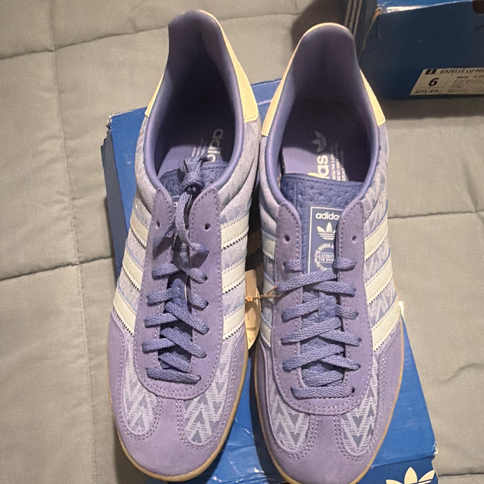 adidas Gazelle Indoor W women’s Suede Lace-Up Sneaker Low Top Lilac/Gum KI3581