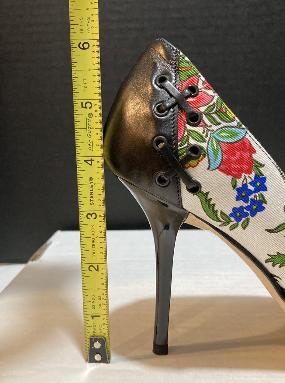 ISABELLA FIORE Flower Pattern Fabric & Black Leather Pumps In Box Beautiful