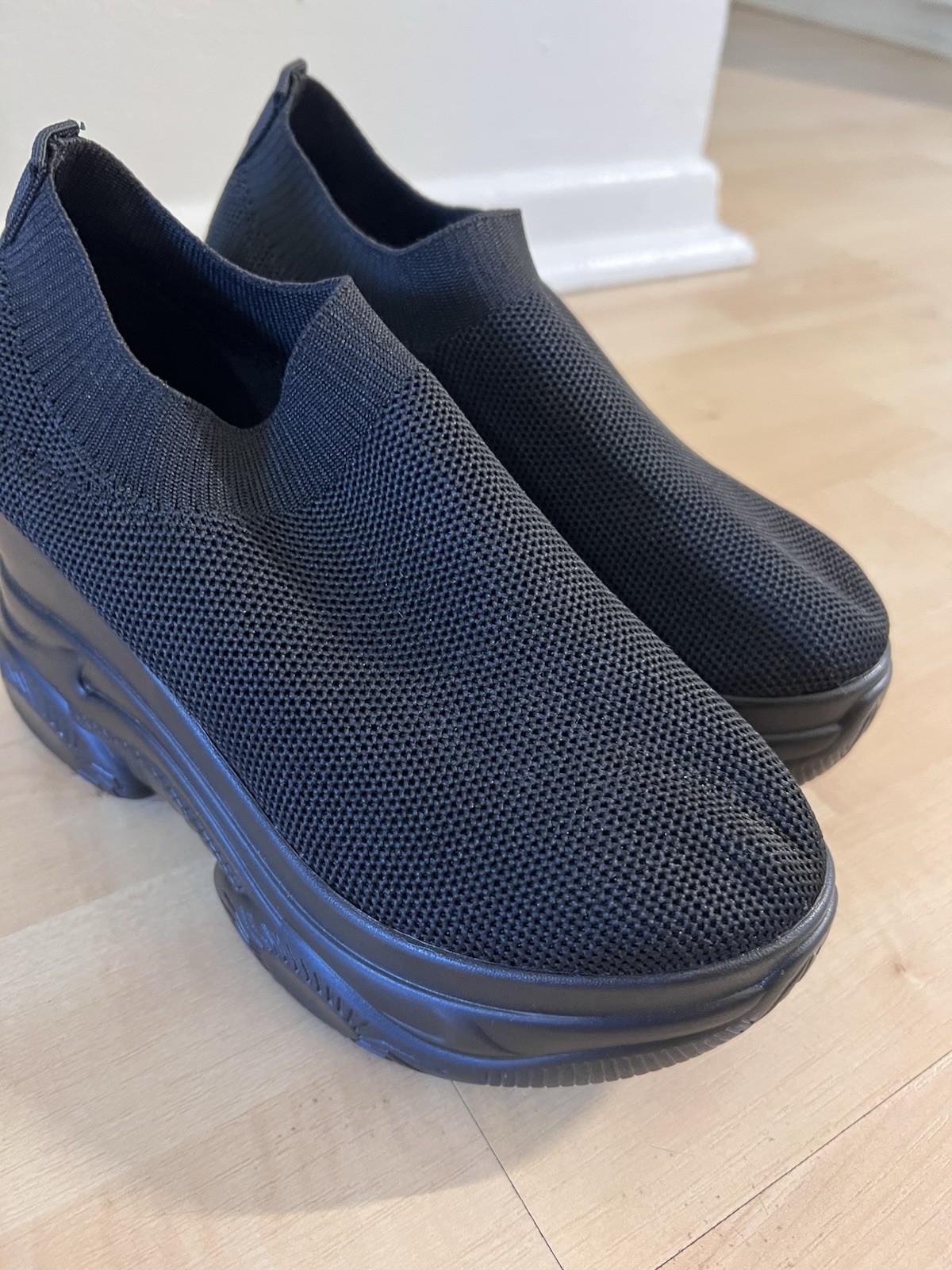 Black Platform Sock Sneakers Size 35 Y2K Streetwear Chunky Slip-On Casual Shoes