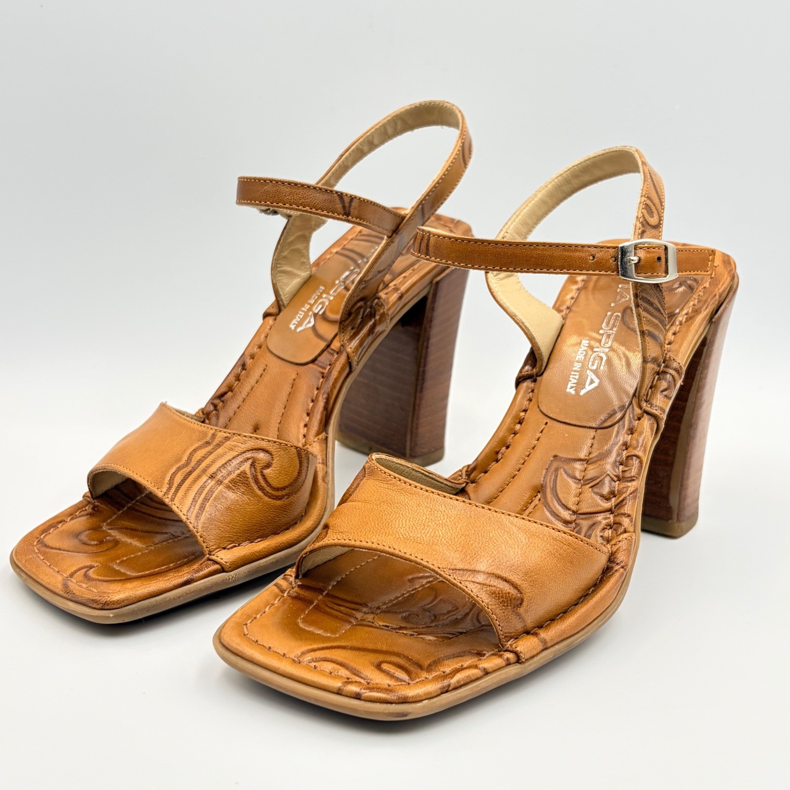 Via Spiga Womens 6 Tan Embossed Leather Block Heel Sandals Square Toe Italy