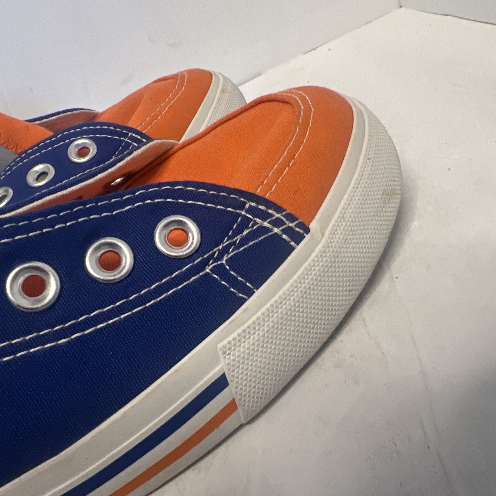 Skicks U Of F Florida Gators Swamp Canvas Low Top Sneakers Women 11 Men’s 9