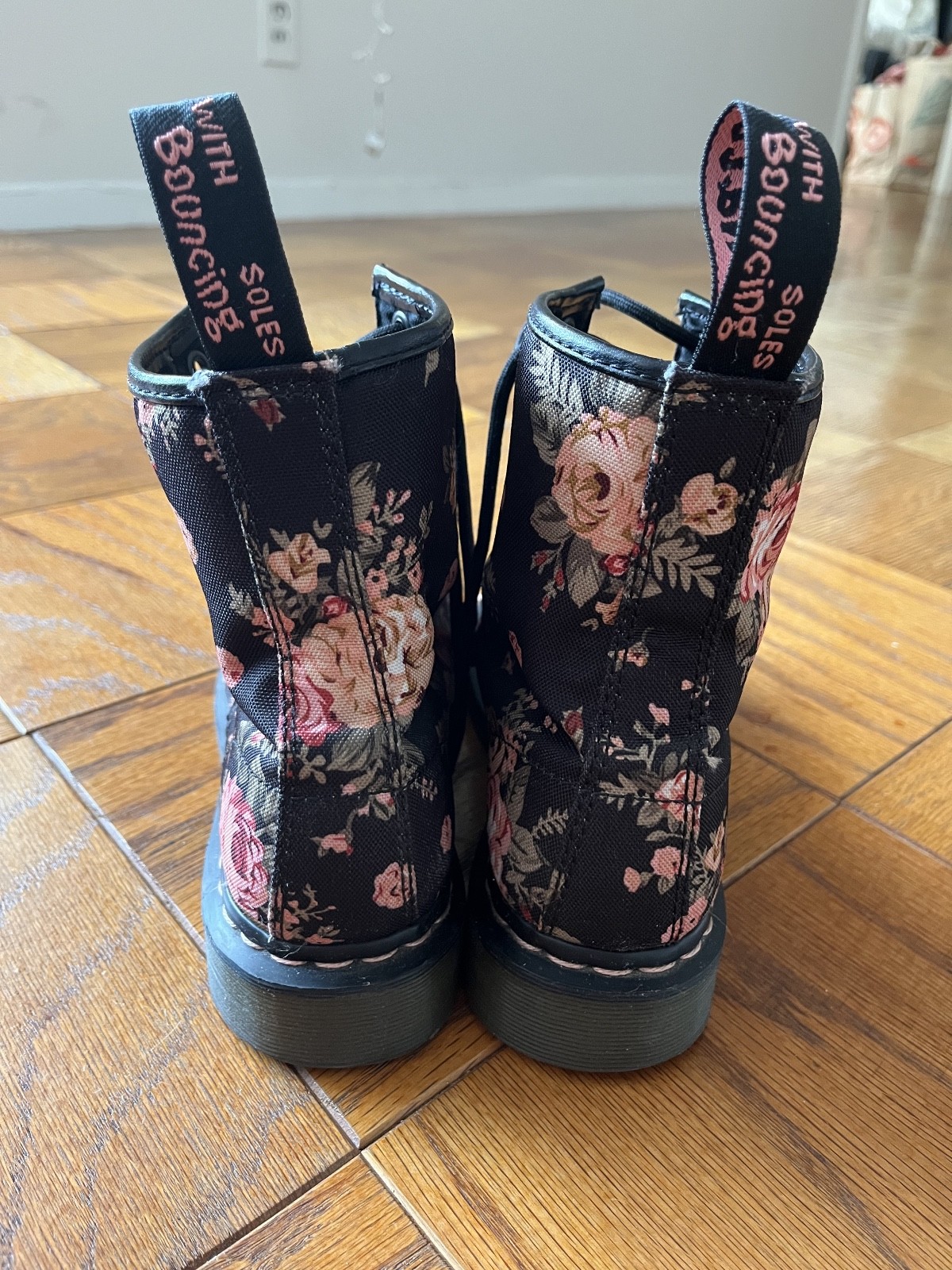 Flower print doc marten shoes women’s size 8
