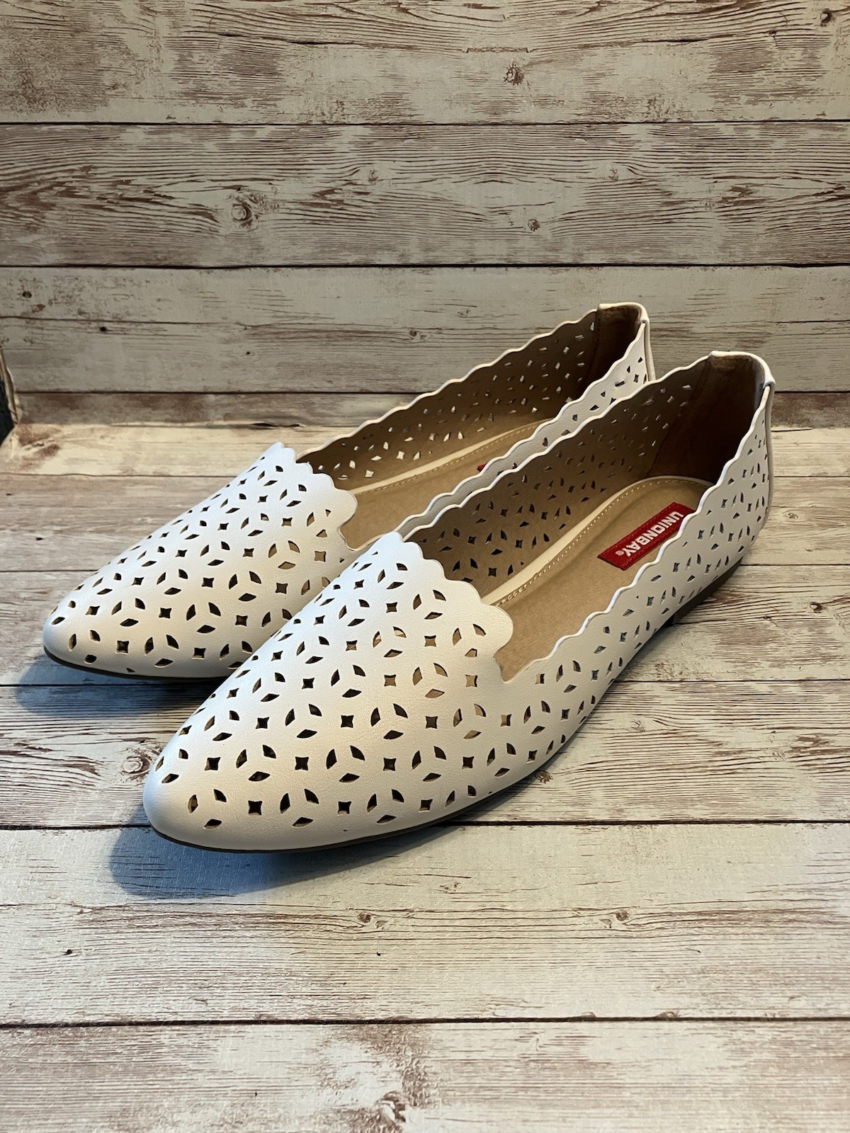 New Union Bay Women’s 8.5 Whitney Ivory Shoes Loafer Flats Laser Cut Out