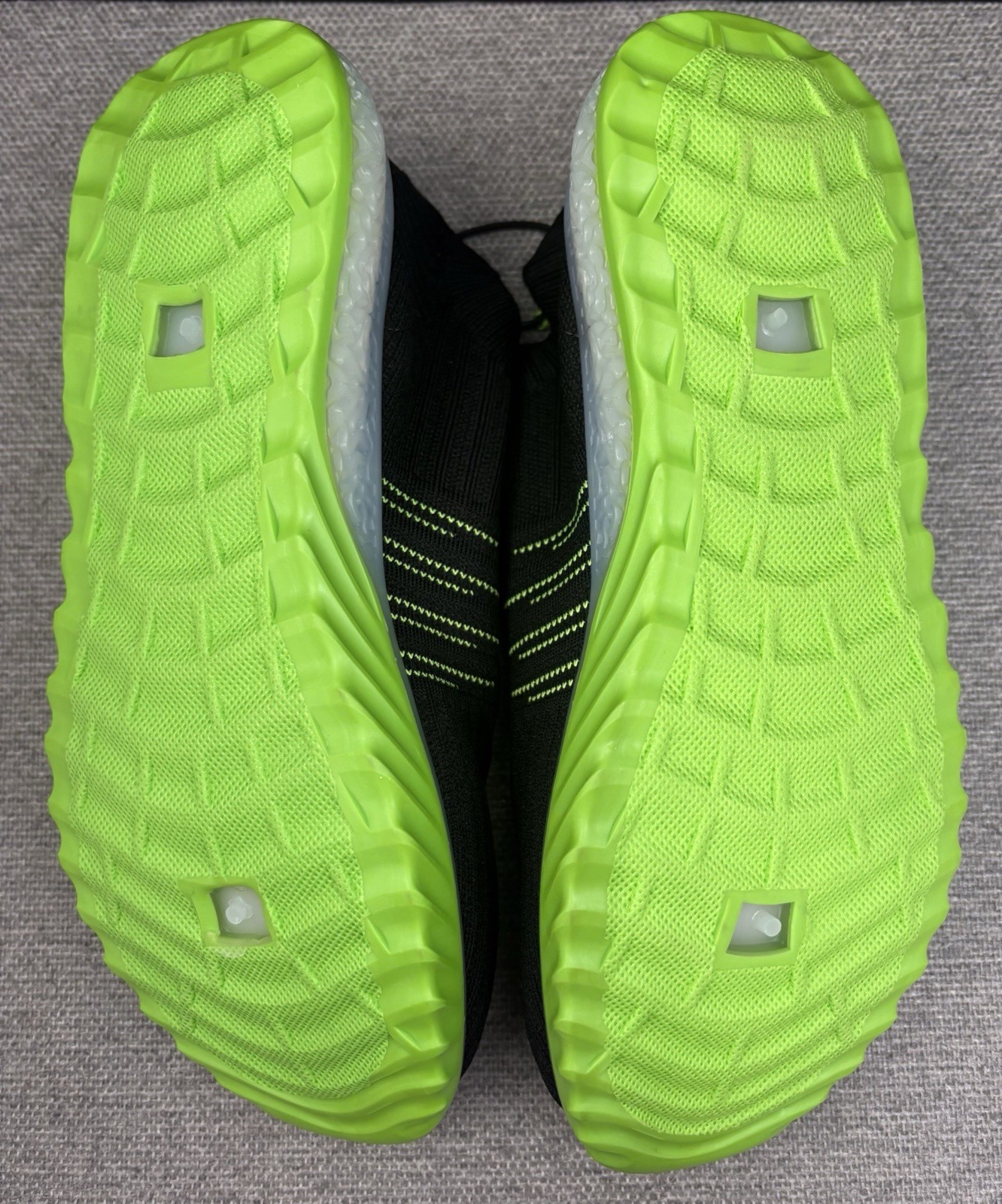 Danskin Womens Positive Black Lime Athletic and Training Shoes 9 Medium New
