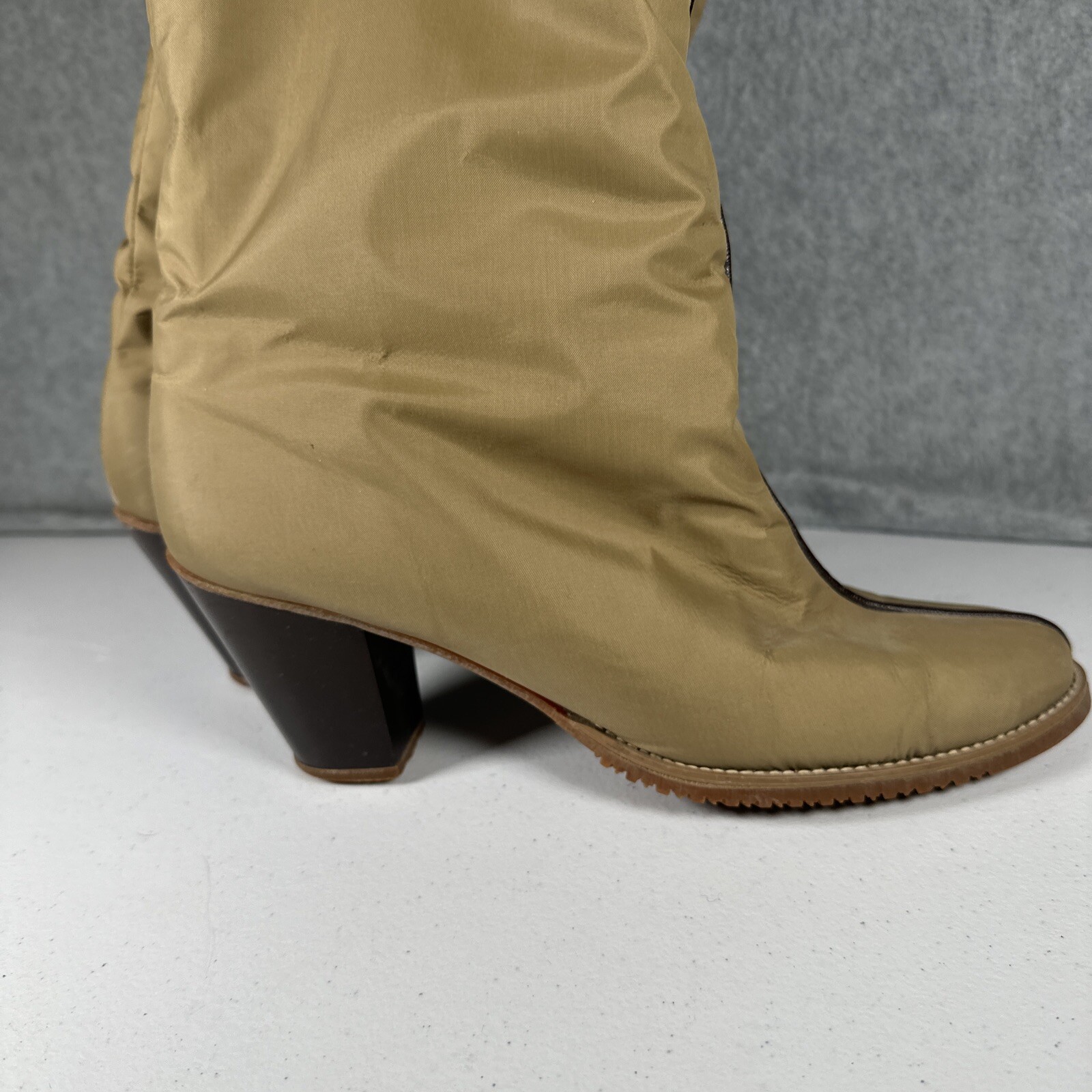 Vintage GOLO Shoe Brand Taupe 80’s Taupe Faux Sherpa Rain Boots Size Womens 7.5
