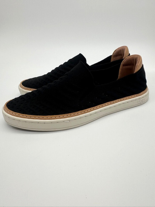 Ugg Sammy Knit Chevron Sneakers Women’s Size 5.5 Black 7046