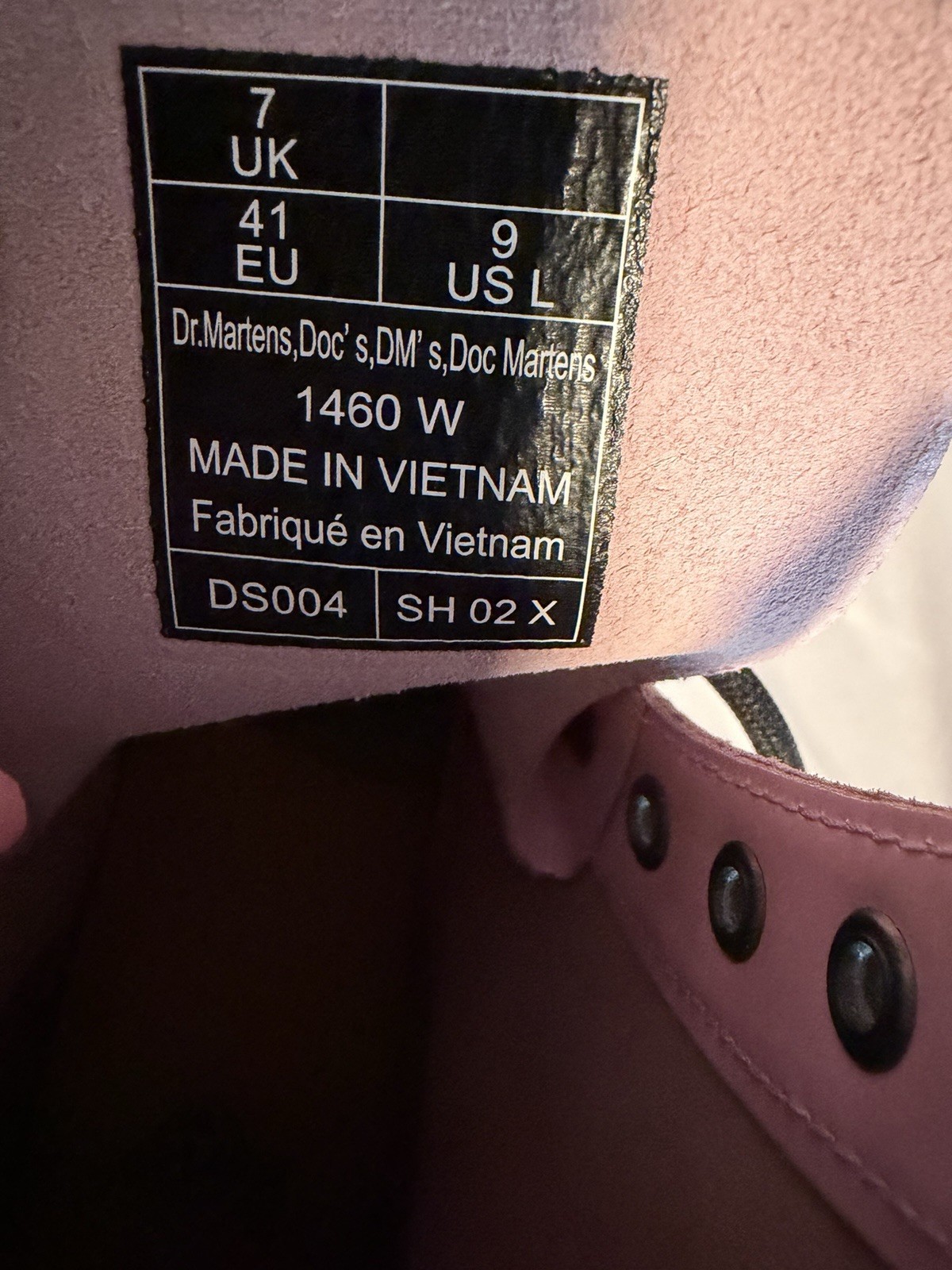 Dr. Martens 1460 W Women’s Pink Patent Leather Lace-Up Ankle Combat Boots 9