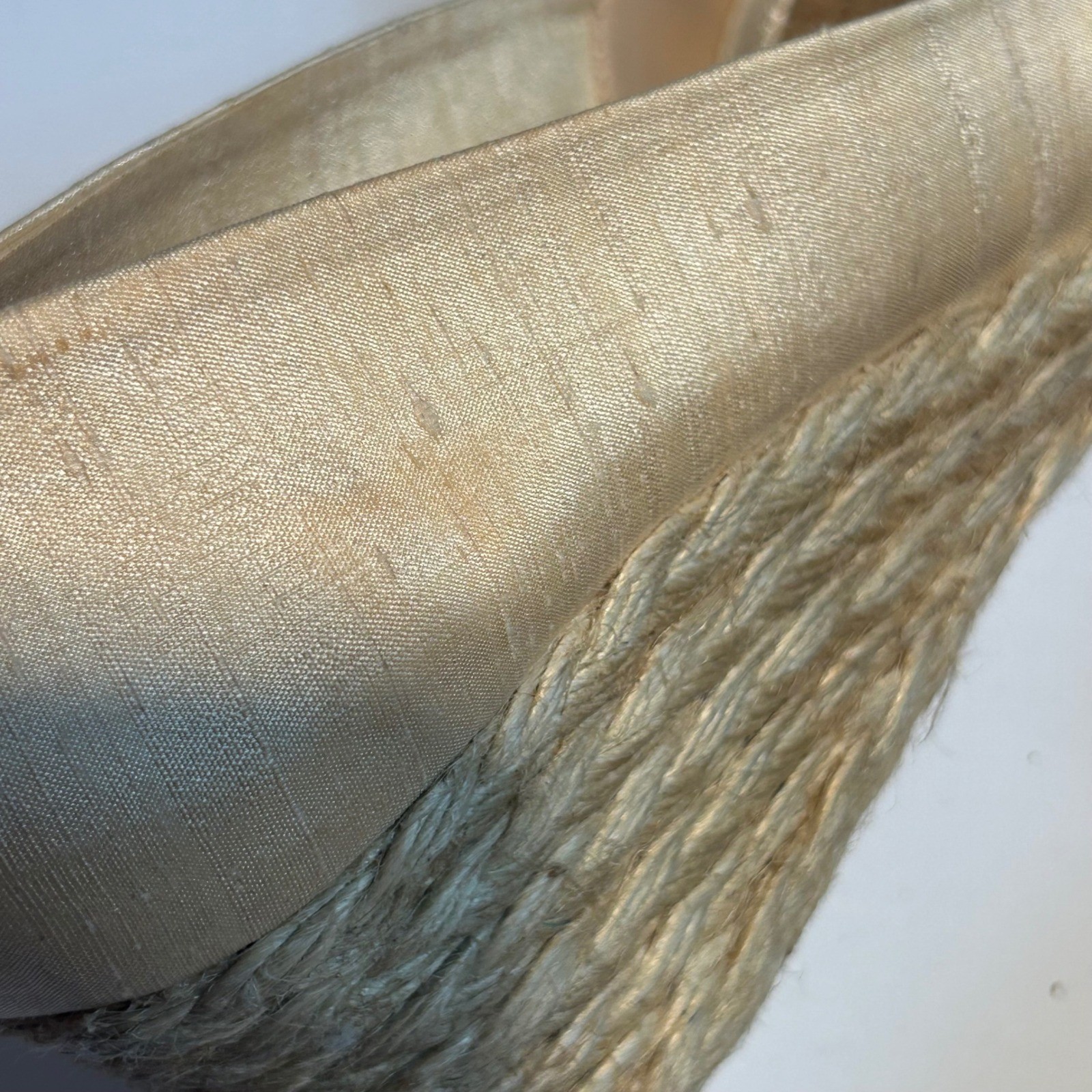 Lauren Ralph Lauren Cecilia Parchment Shantung Espadrille Wedges Gold 9B Spain