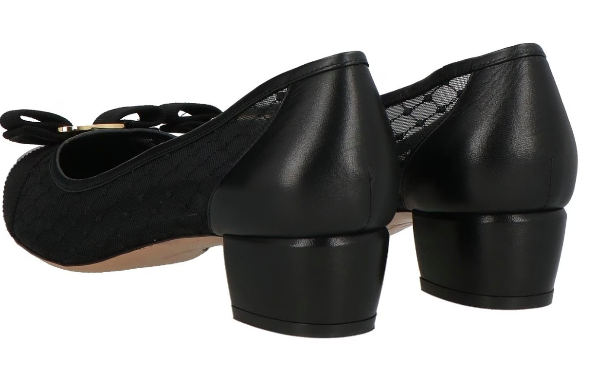 NIB NEW Salvatore Ferragamo Vara Black Leather Mesh Pumps 6 6.5 7 7.5 8 8.5 9 B