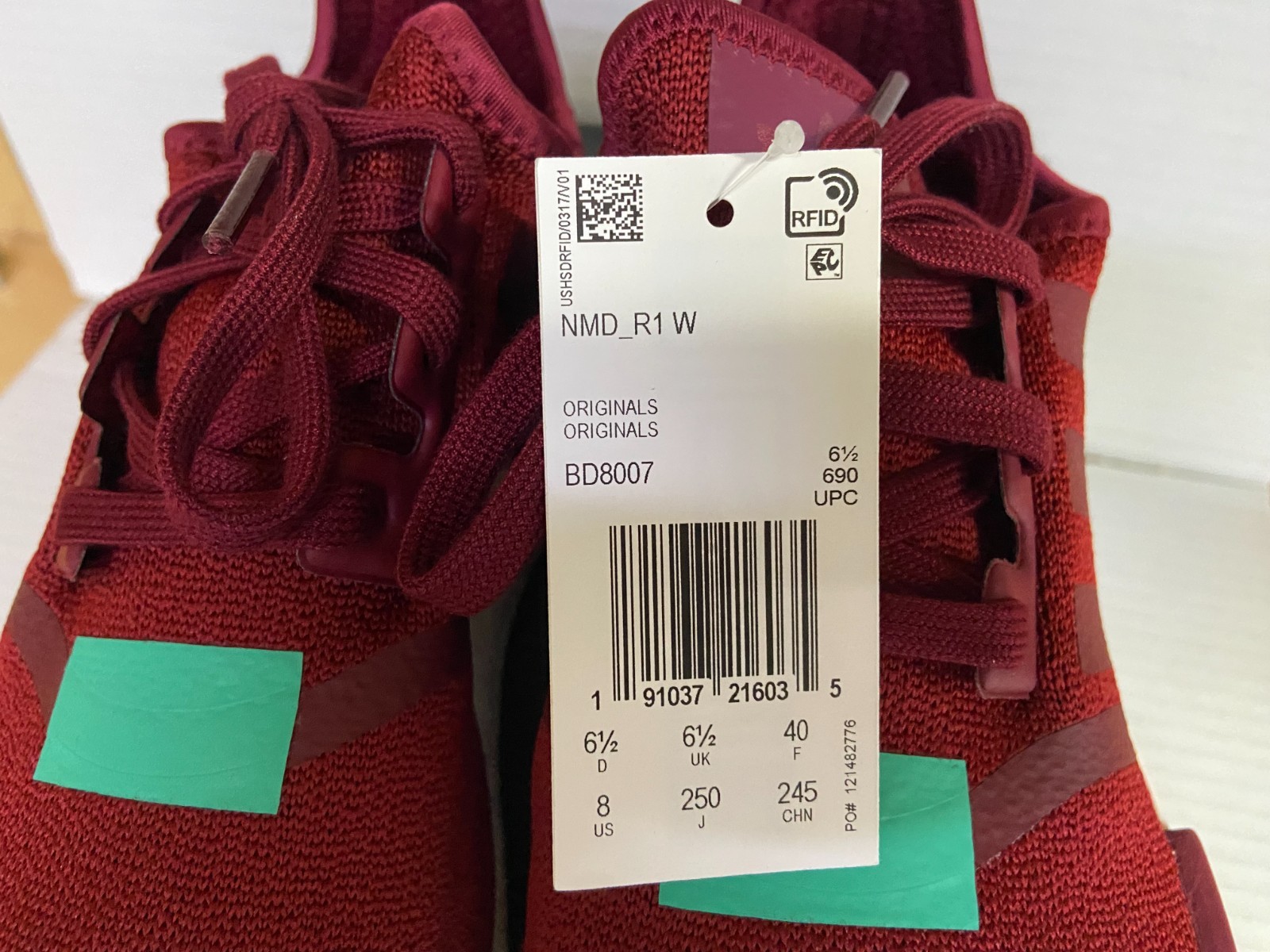 Size 8 – Adidas NMD_R1 Burgundy Green W BD8007 UPC 0191037216035