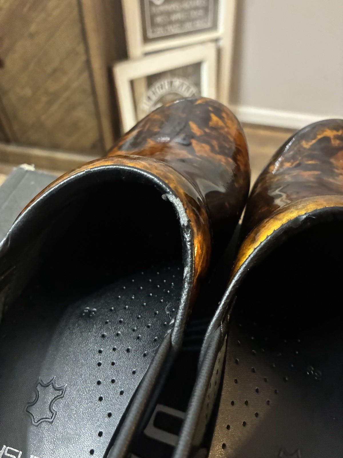 Dansko Professional Patent Leather Leaf Clog Copper/Brown Slip-On EU 39