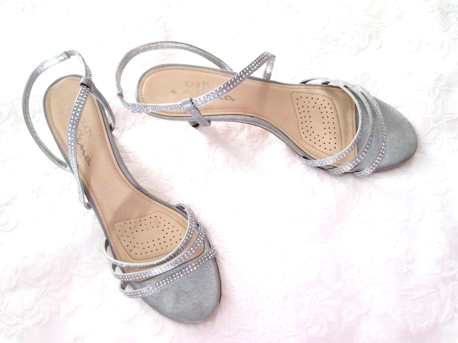 TOUCH OF NINA SILVER FABRIC EMBELLISHED STRAPS ANKLE STRAP COMFORT FOOTBED 7.5M