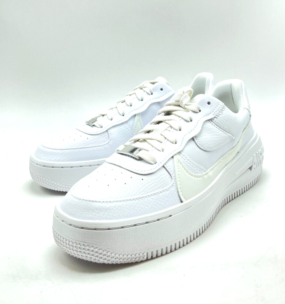 *NEW* WOMEN Nike Air Force 1 Platform Low TRIPLE WHITE (DJ9946 100) 👍