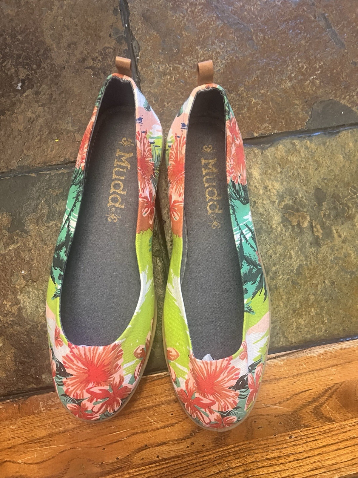 Mudd Green Pink Red White Floral Canvas Slip-On Ballet Flats Round Toe Women 8