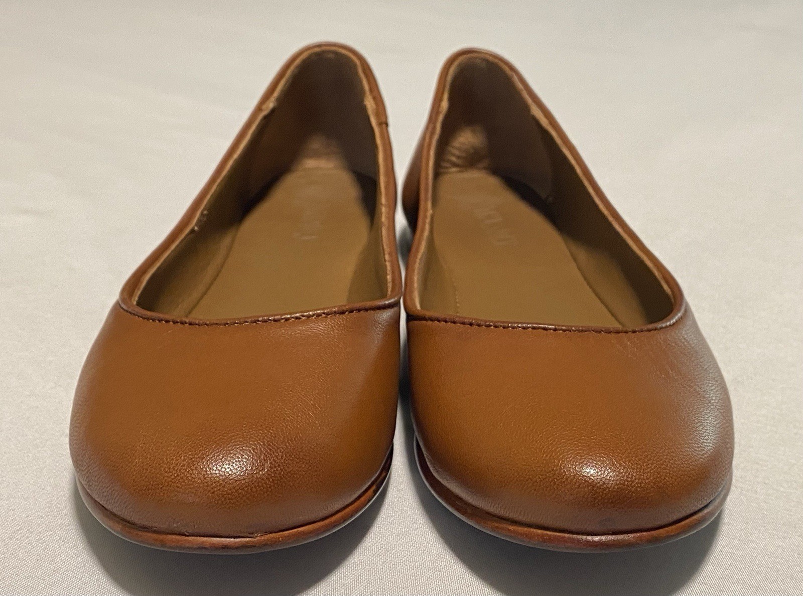 NWOB Thursday Feliz Brown Full Grain Leather Women’s Ballet Flats Size 6.5