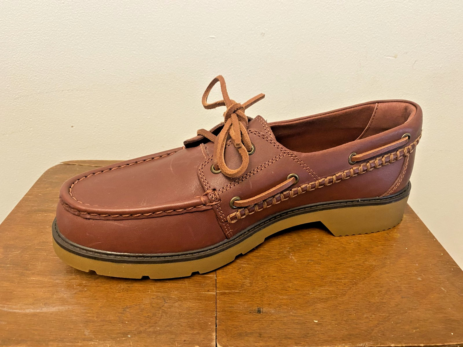 Sperry Women’s Leather Wells Boat Casual Lug Shoe – Cordovan Brown – Size 5.5M