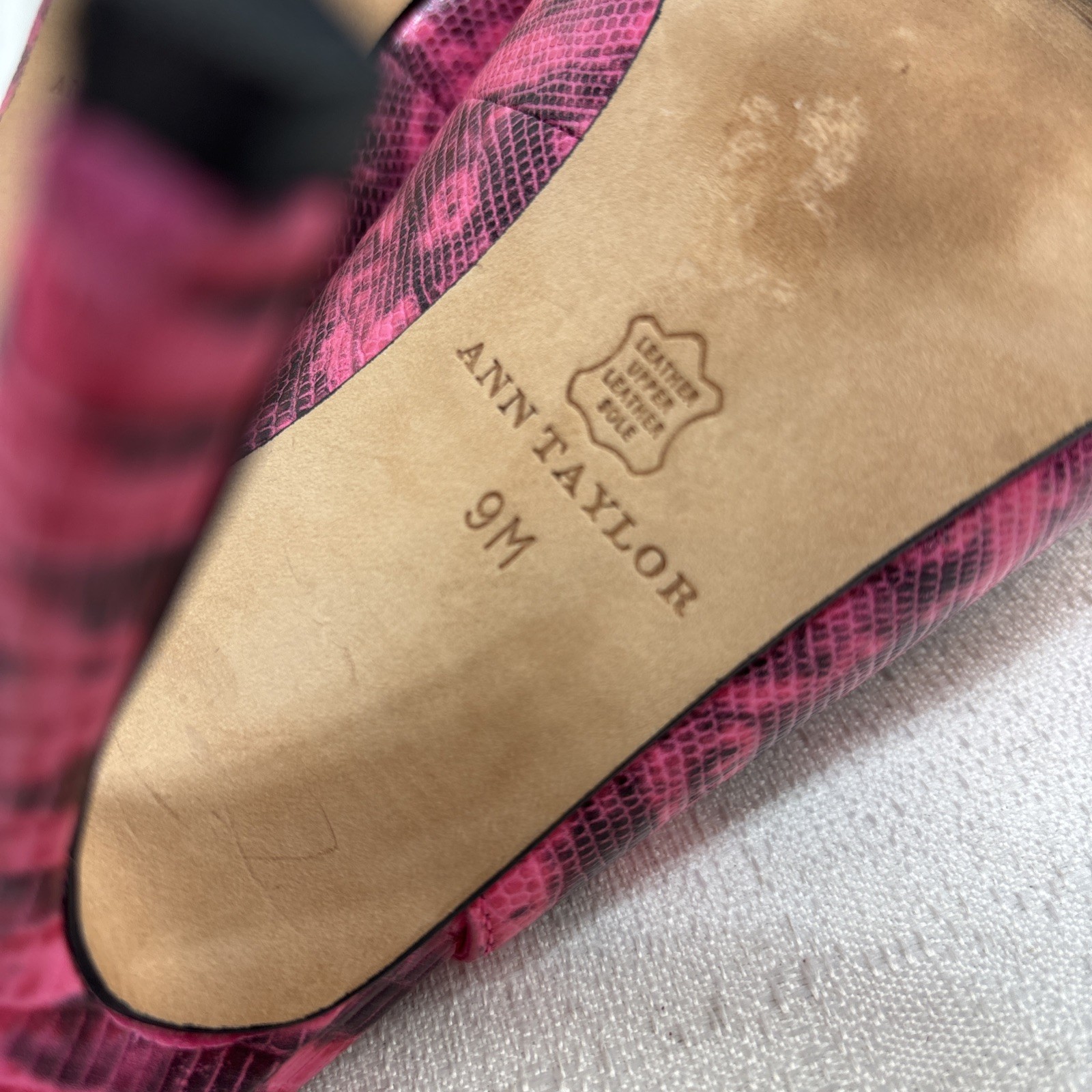 Ann Taylor Pink & Black Snakeskin Print Slingback Pump Leather Size 9