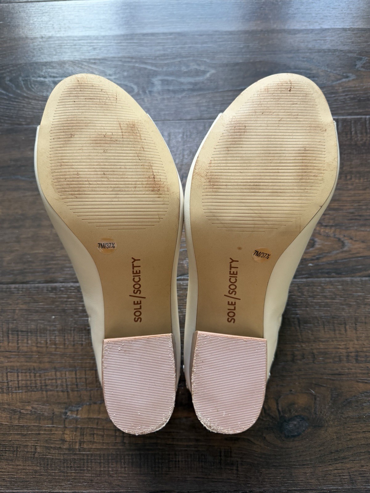 Sole society Cream/off White Leather Heeled Open Toe Shoe Sandal- Silver Studded