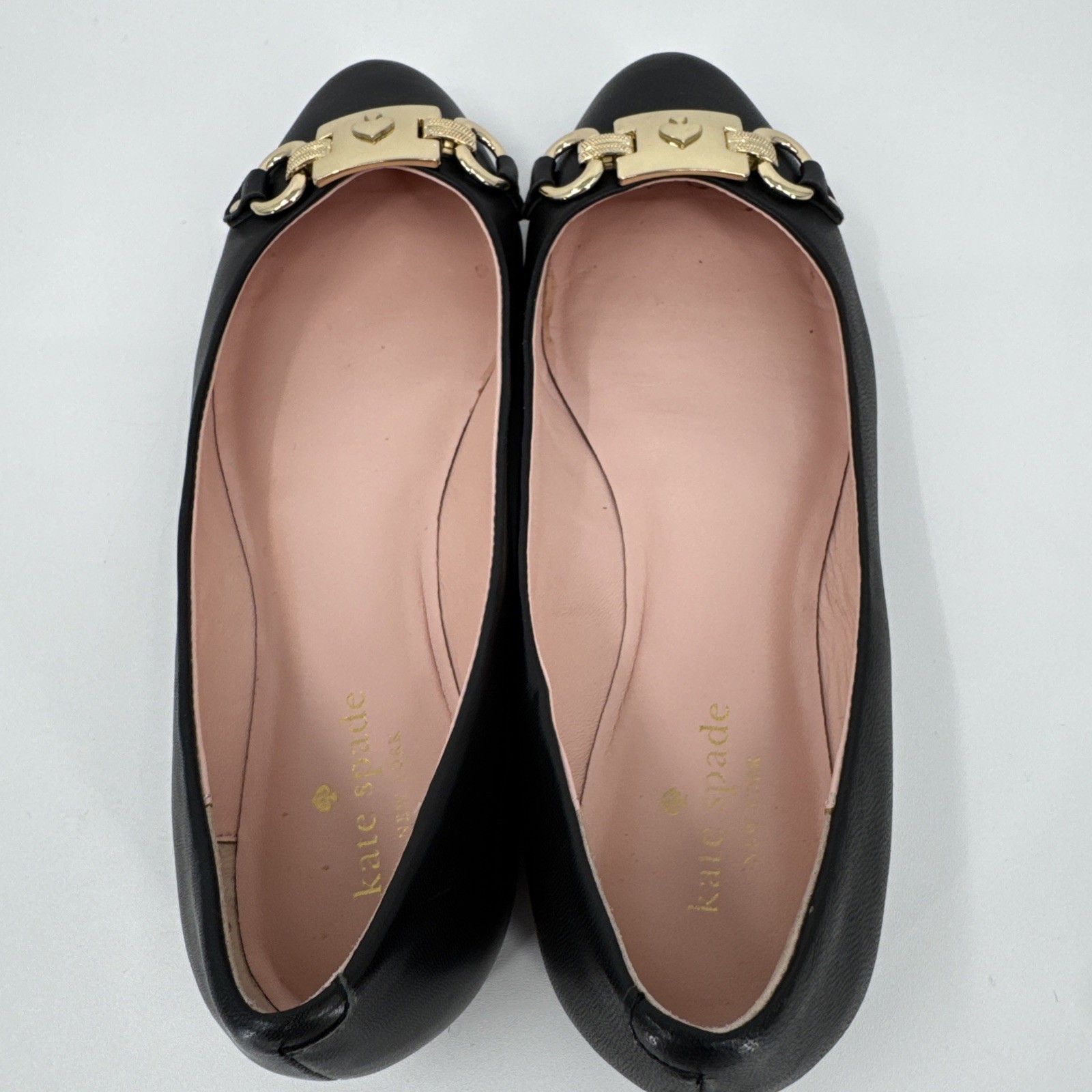 Kate Spade New York Phoebe Black Leather Gold Logo Ballet Flats 8 City Preppy