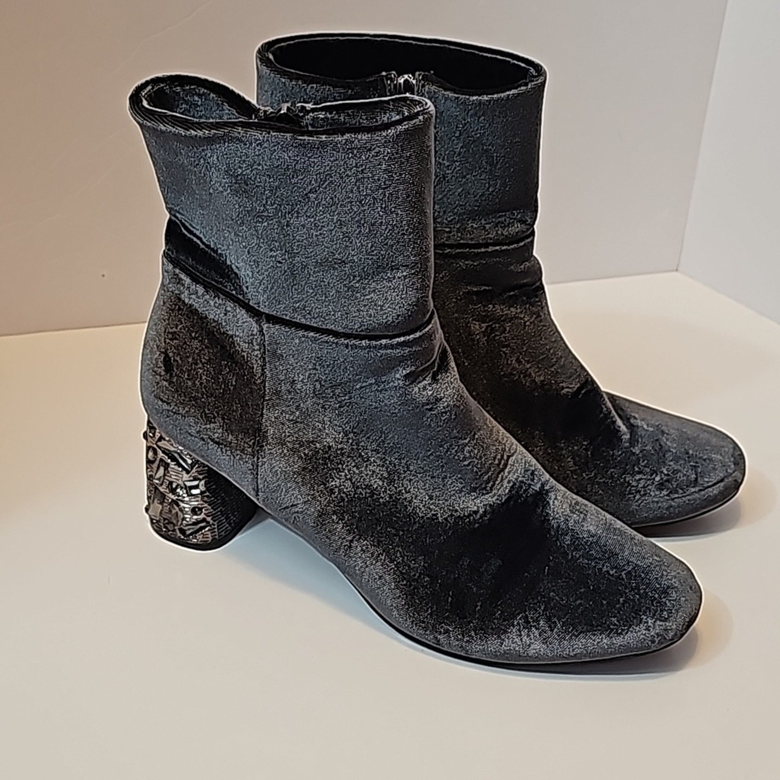Ninety Union Lyon Gray Velour Ankle Boots Womens 11 Rhinestone Glam Chunky Heels