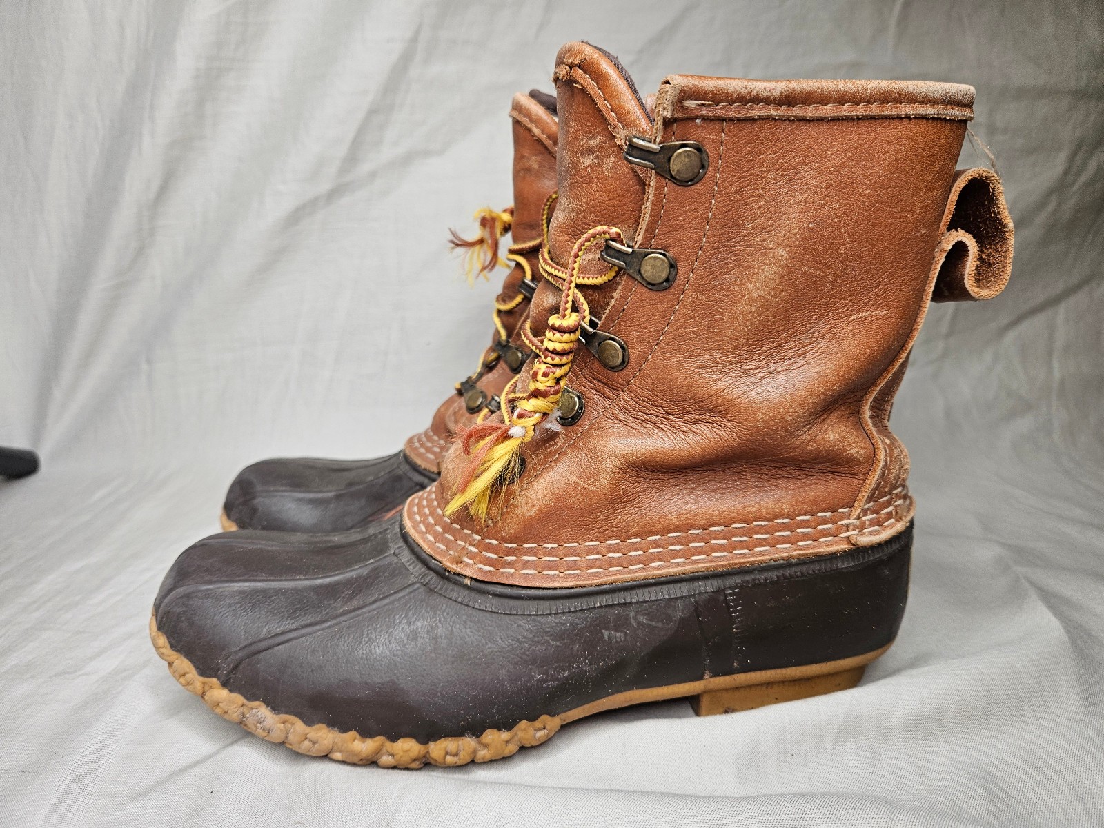 LL Bean Waterproof Rain Duck Boots Womens SZ 6 Brown Leather Gore Tex Insulated