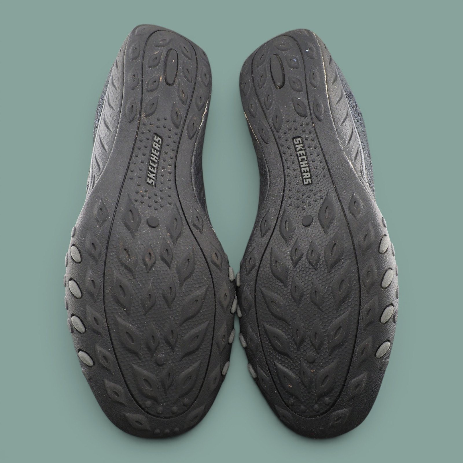 Skechers Relaxed Fit Air Cooled Memory Foam Bungee Sneakers Blk Gray Womens 8.5