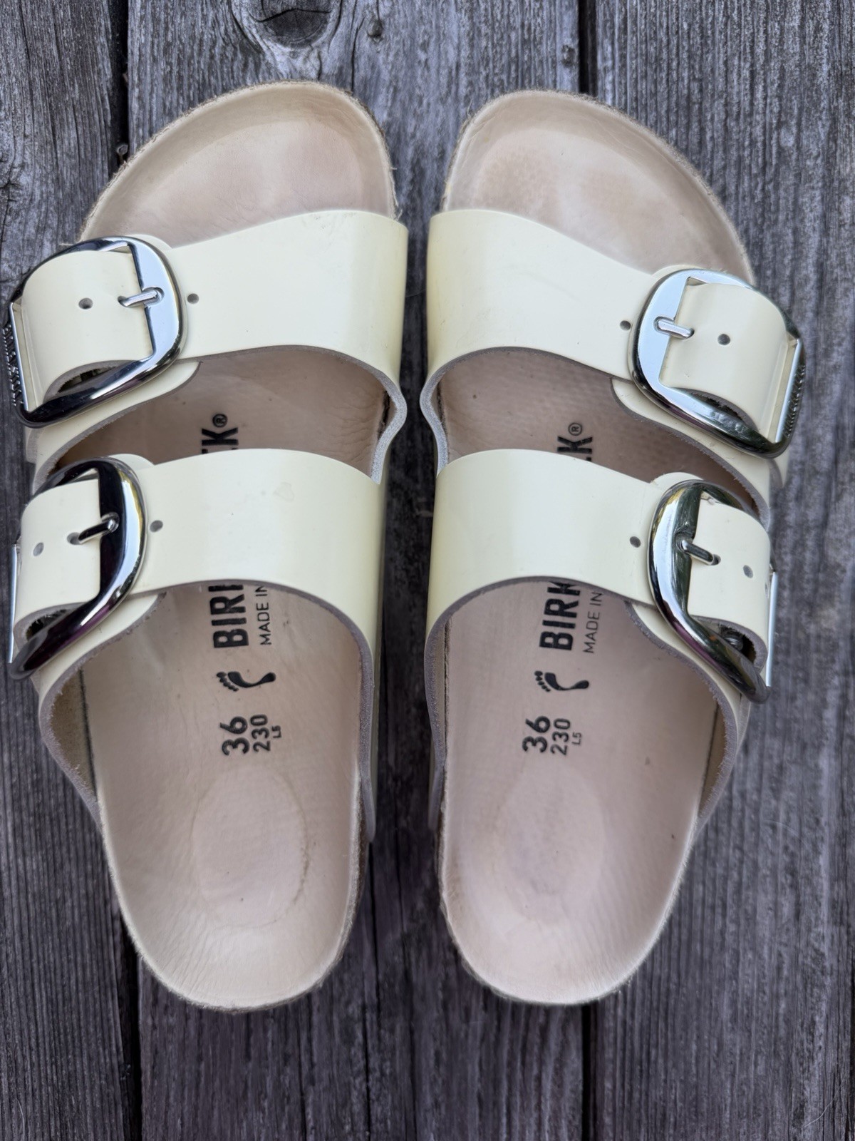 Birkenstock Arizona Big Buckle High Shine Ecru. Size 36. Perfect Summer Sandal