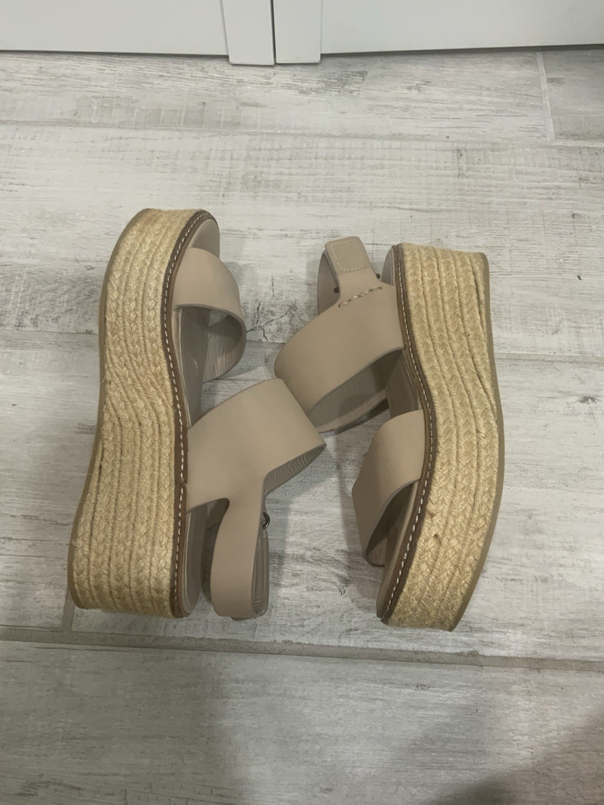 Vince Janet Women’s 6 M Taupe Nubuck Platform Chunky Espadrille Wedge Sandals