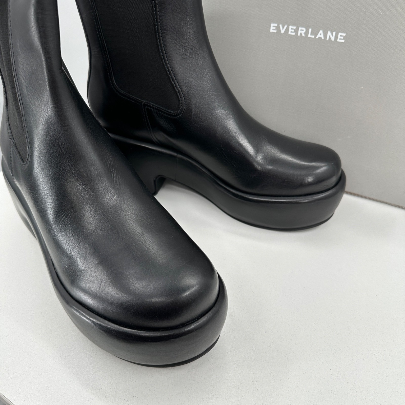 Everlane The Puffa Boot in Black size 10 Chelsea Ankle 3.25″ Chunky Platform