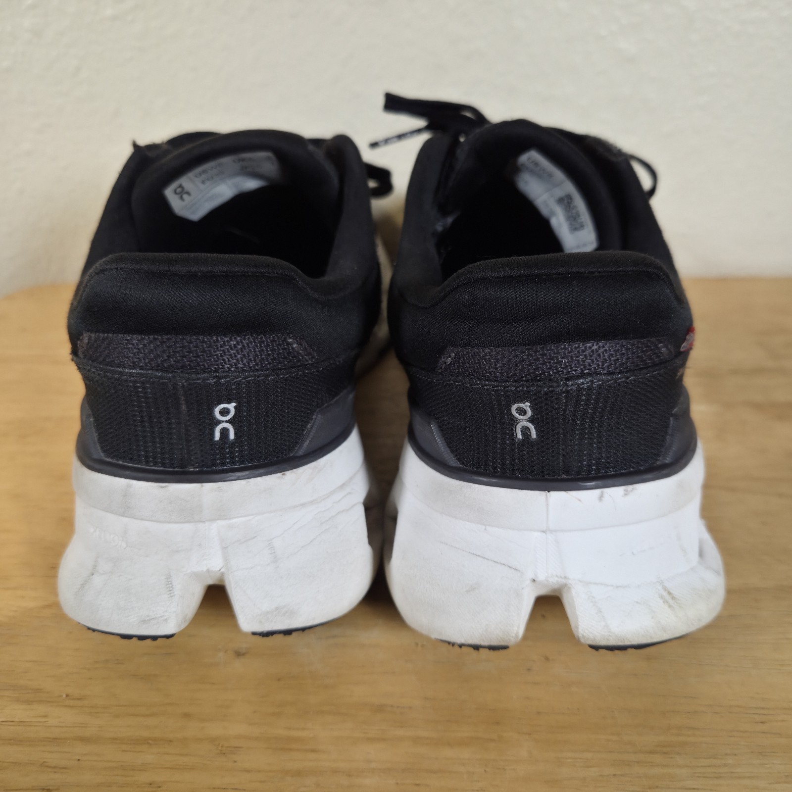 On Cloud ON Cloudrunner 2 Eclipse Black Women’s Size 8 Running Shoes