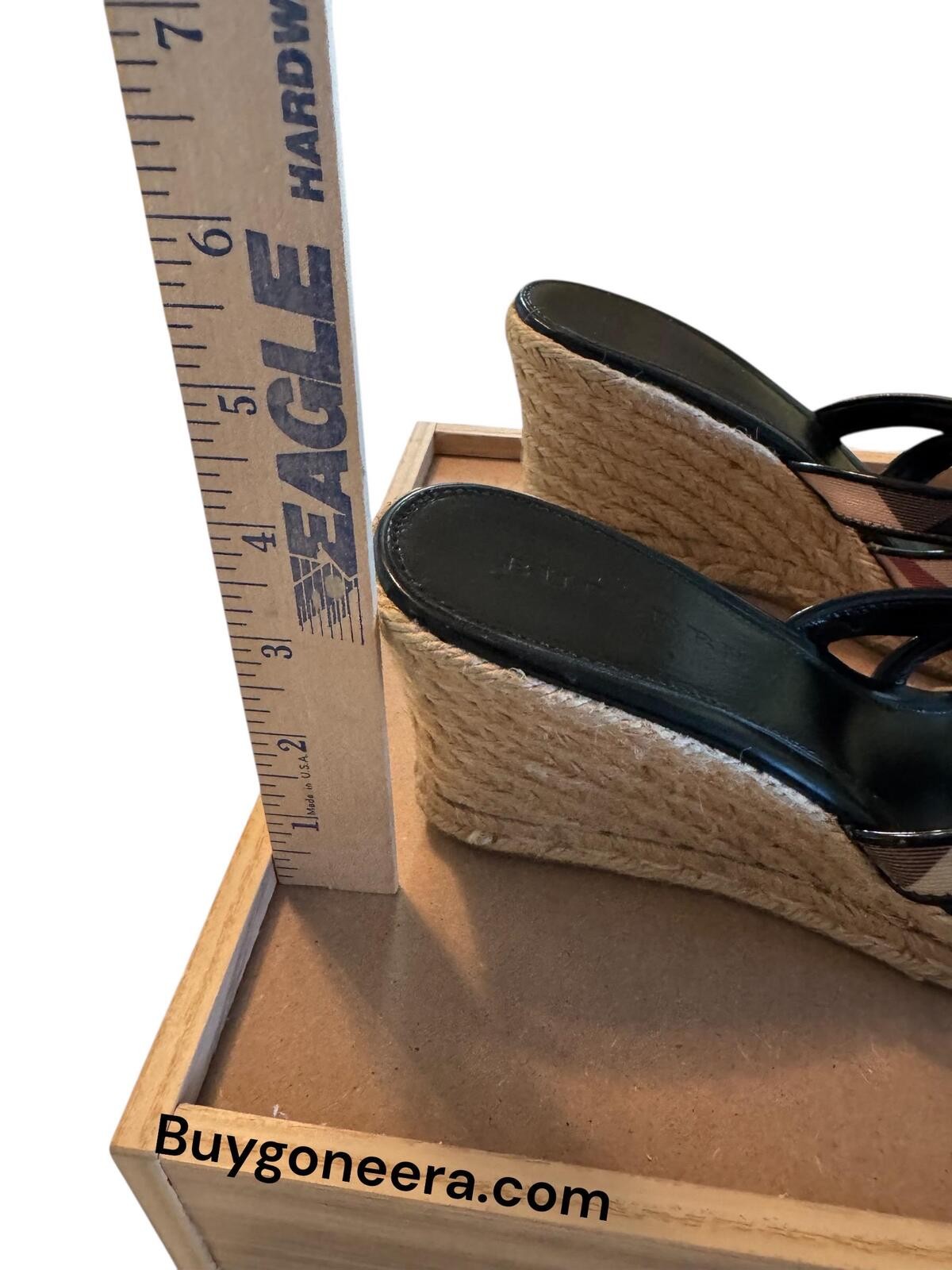 Designer Burberry Nova Check Espadrille Wedge Sandalls ~ EUC ~ Size 39
