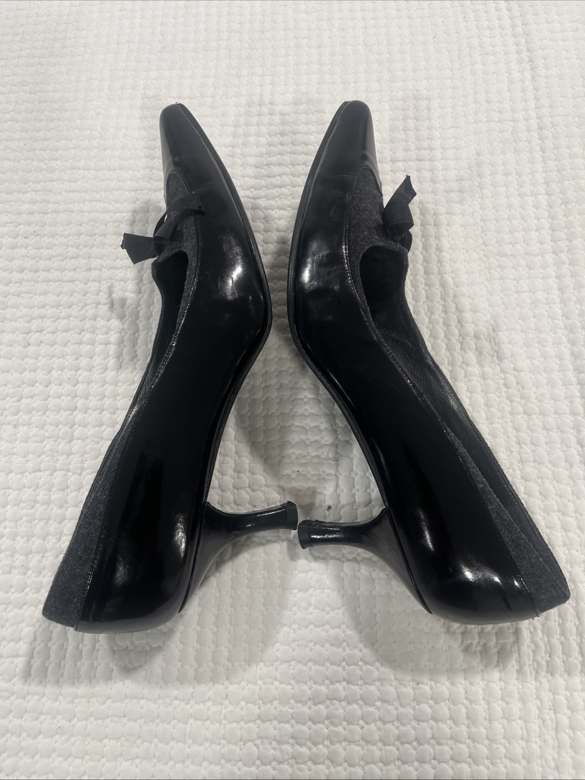 Stuart Weitzman Black Cut Out Pointed Toe Stiletto Pumps Size 10 M