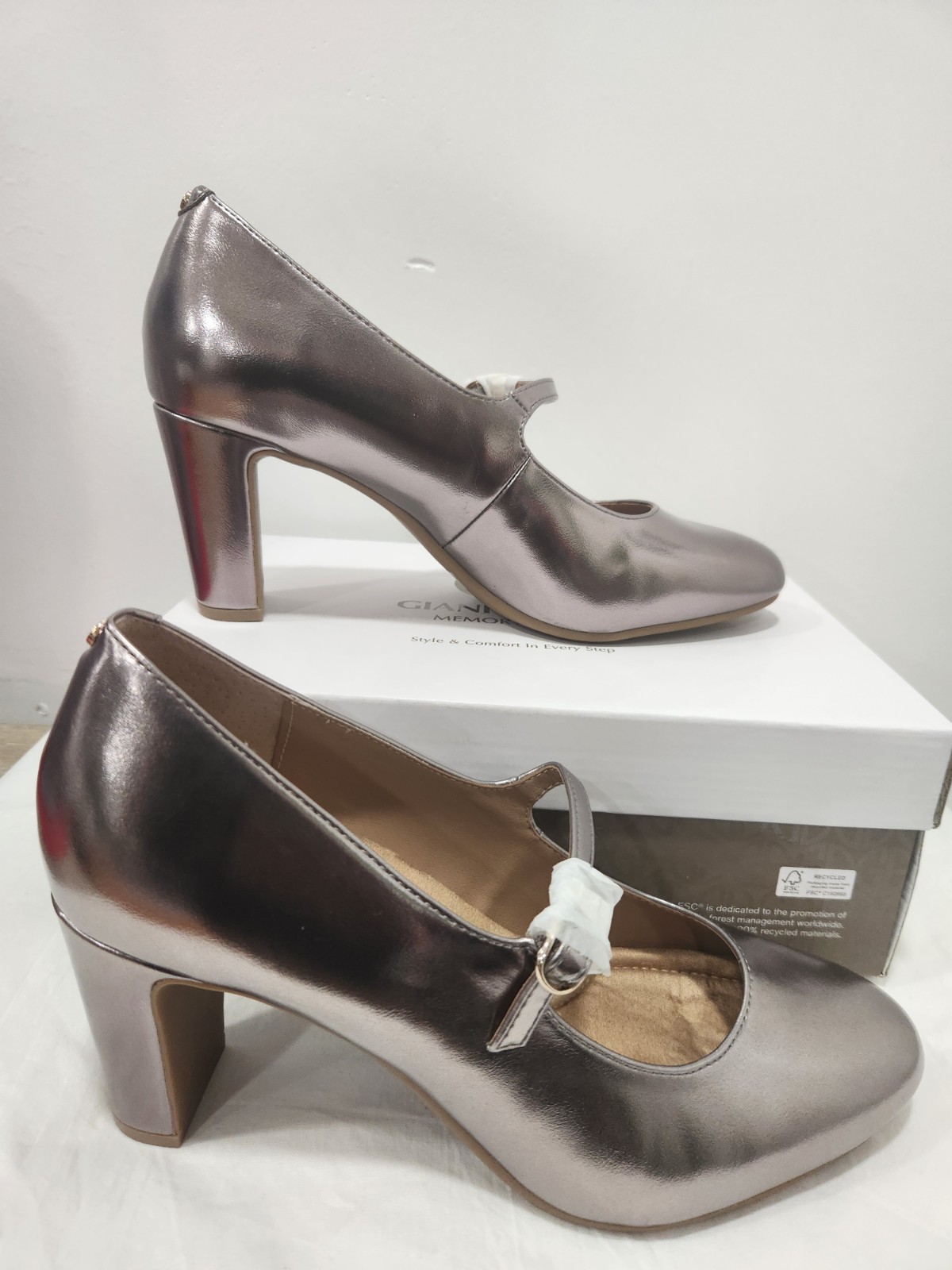Giani Bernini Women’s Valeriee Memory Foam Mary Jane Pumps SIZE 9M, 10M, 11M